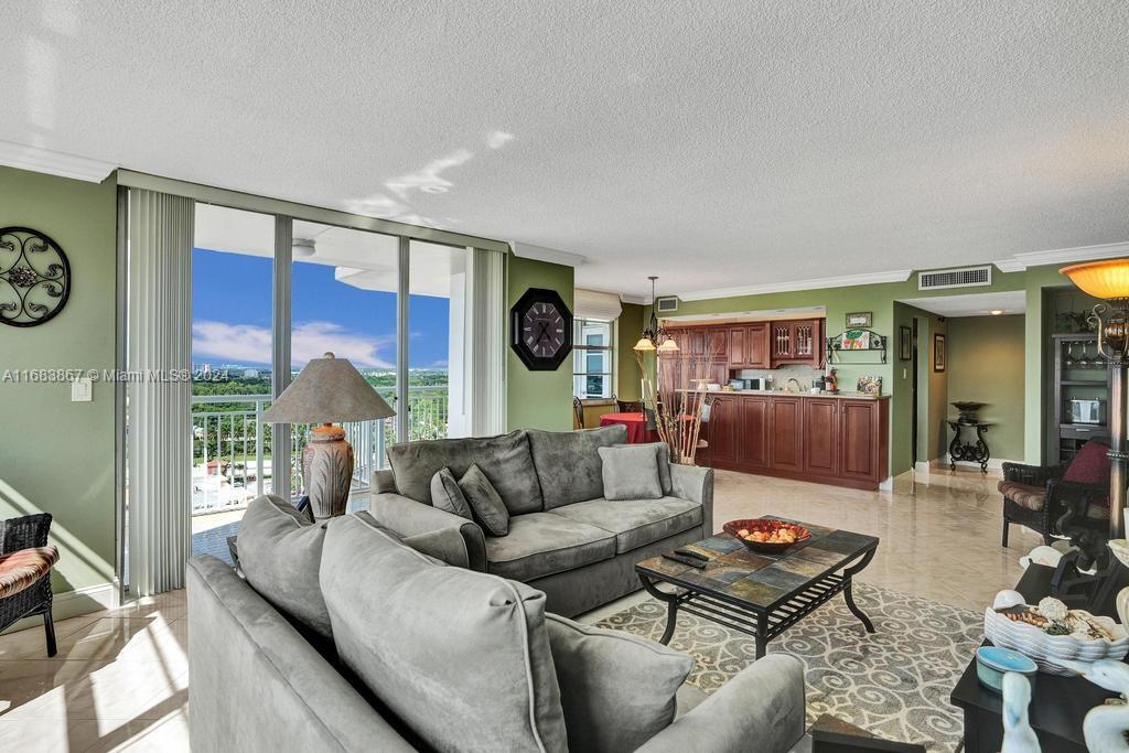 18011 Biscayne Blvd # 1705