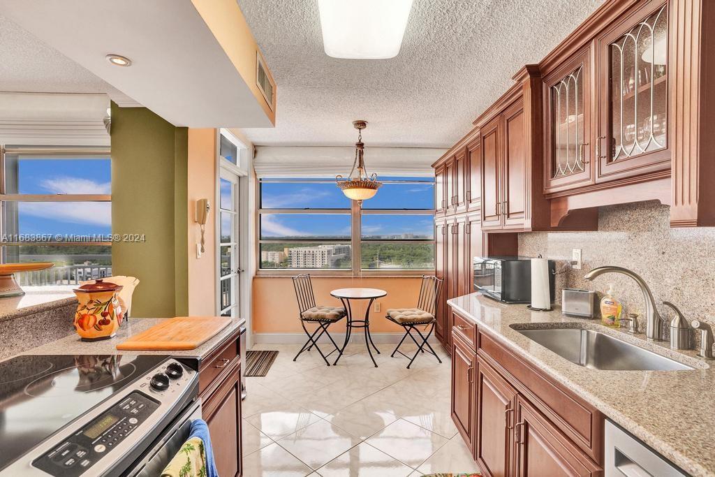 18011 Biscayne Blvd # 1705