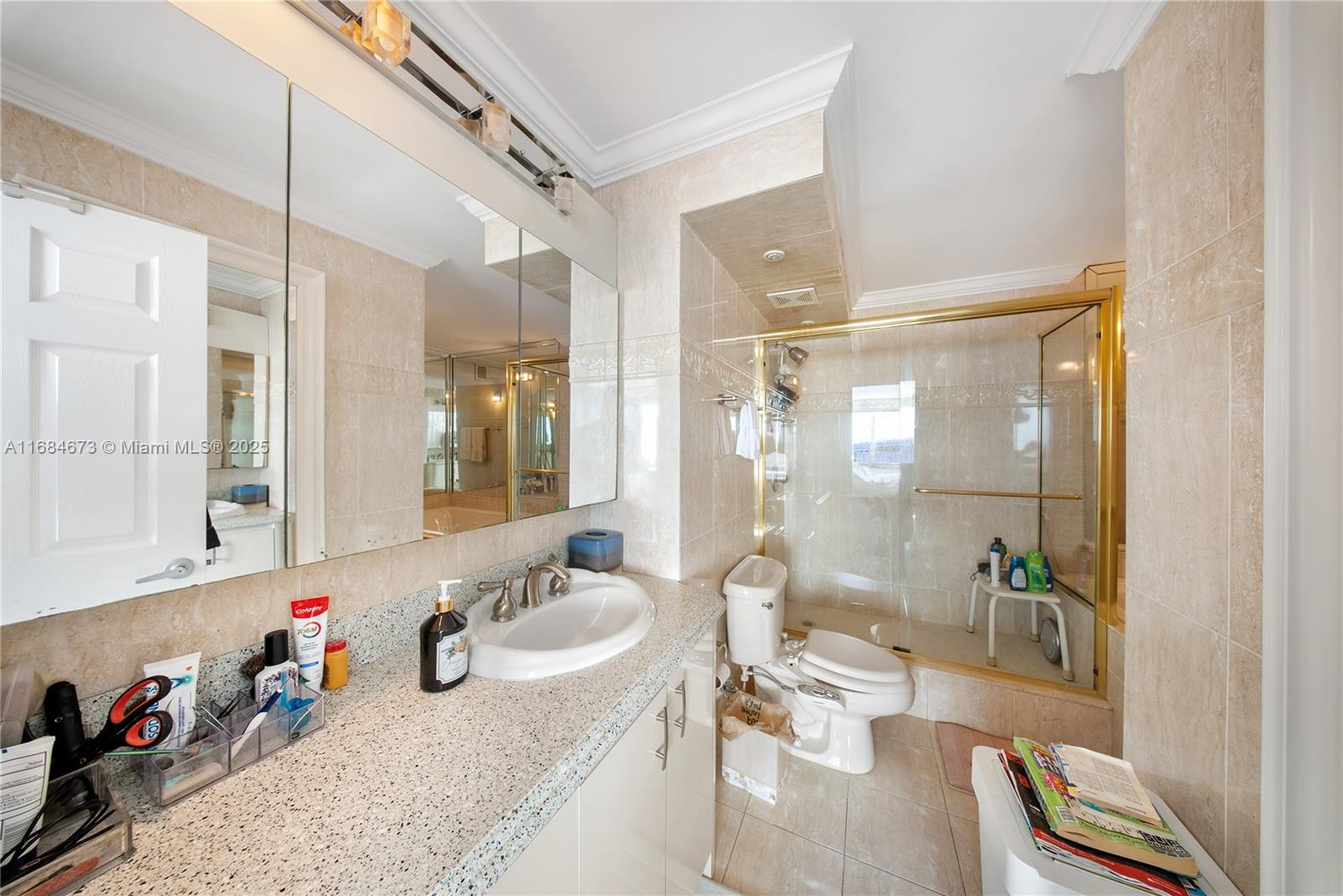 7135 Collins Ave # 1215