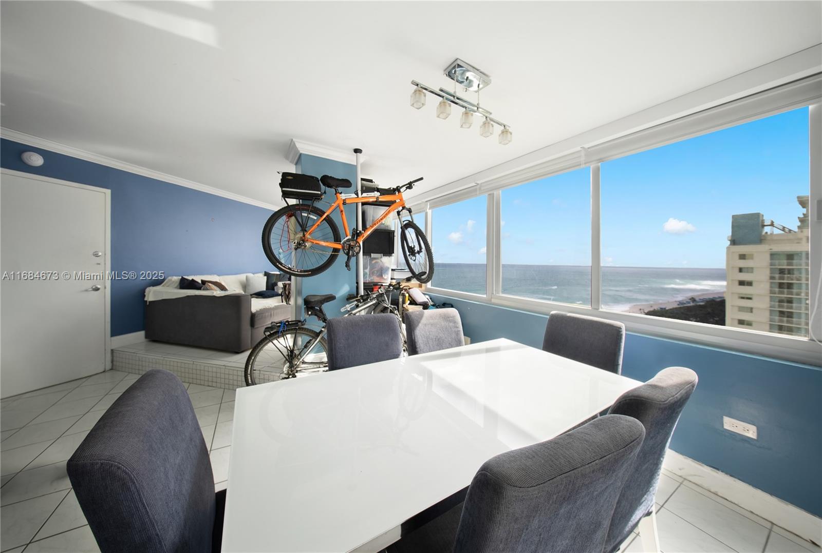 7135 Collins Ave # 1215