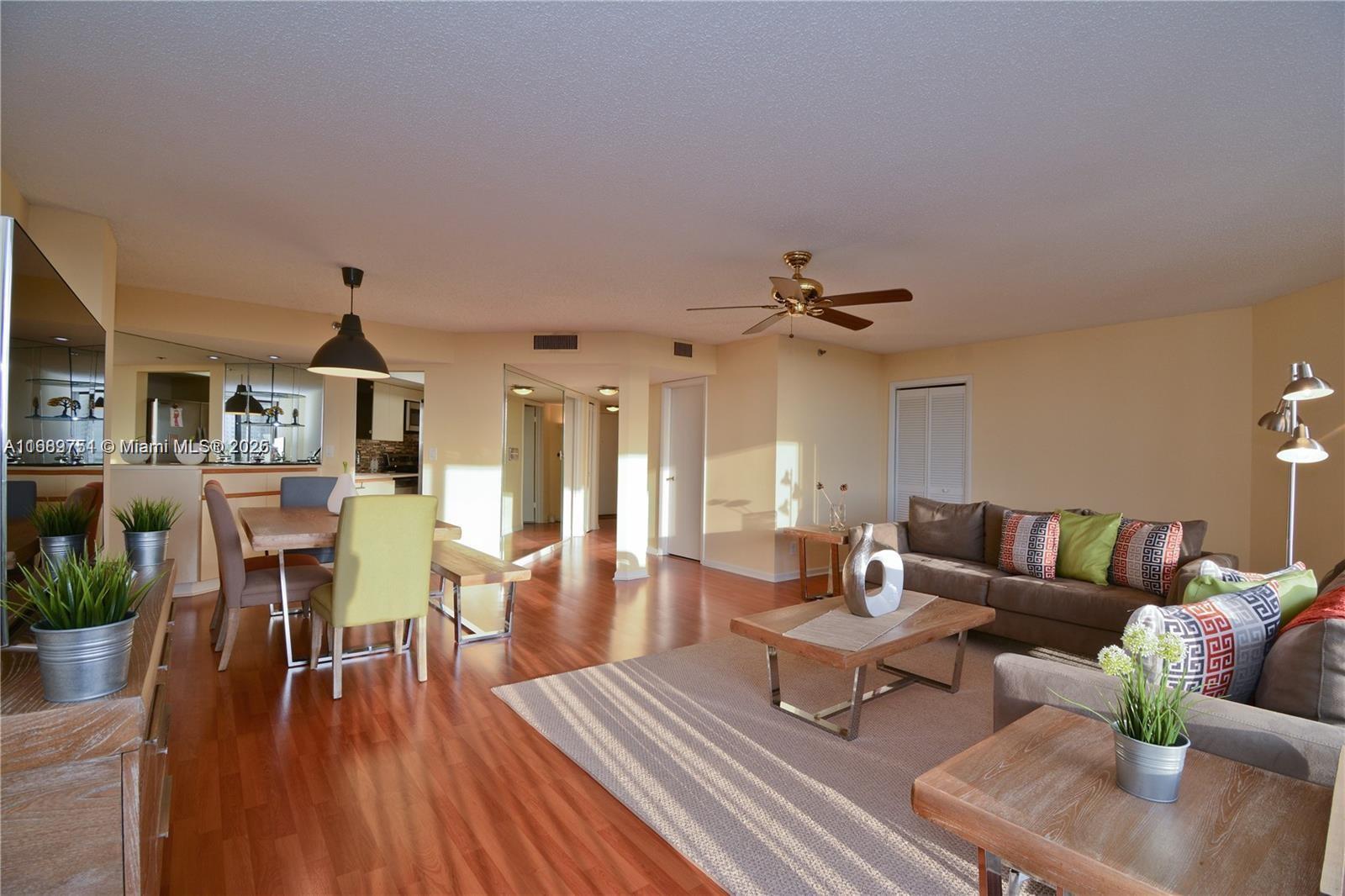 300 Three Islands Blvd # 308