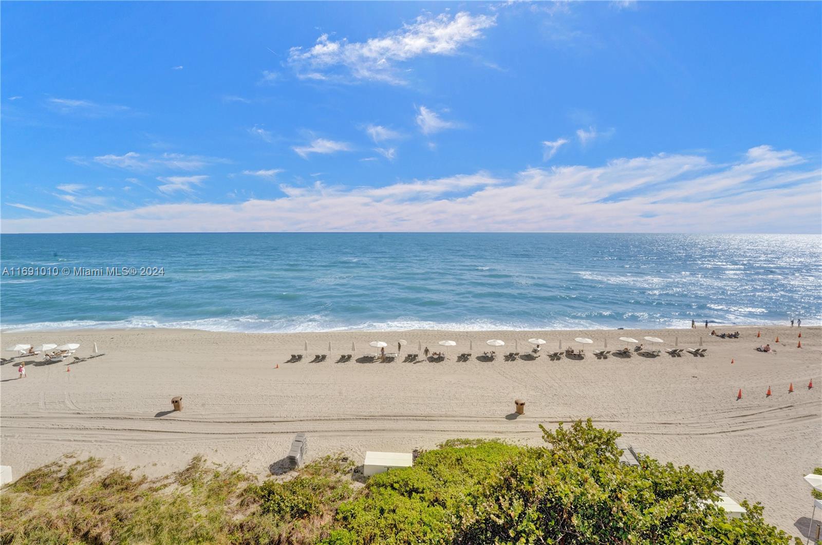 15811 Collins Ave # 3405
