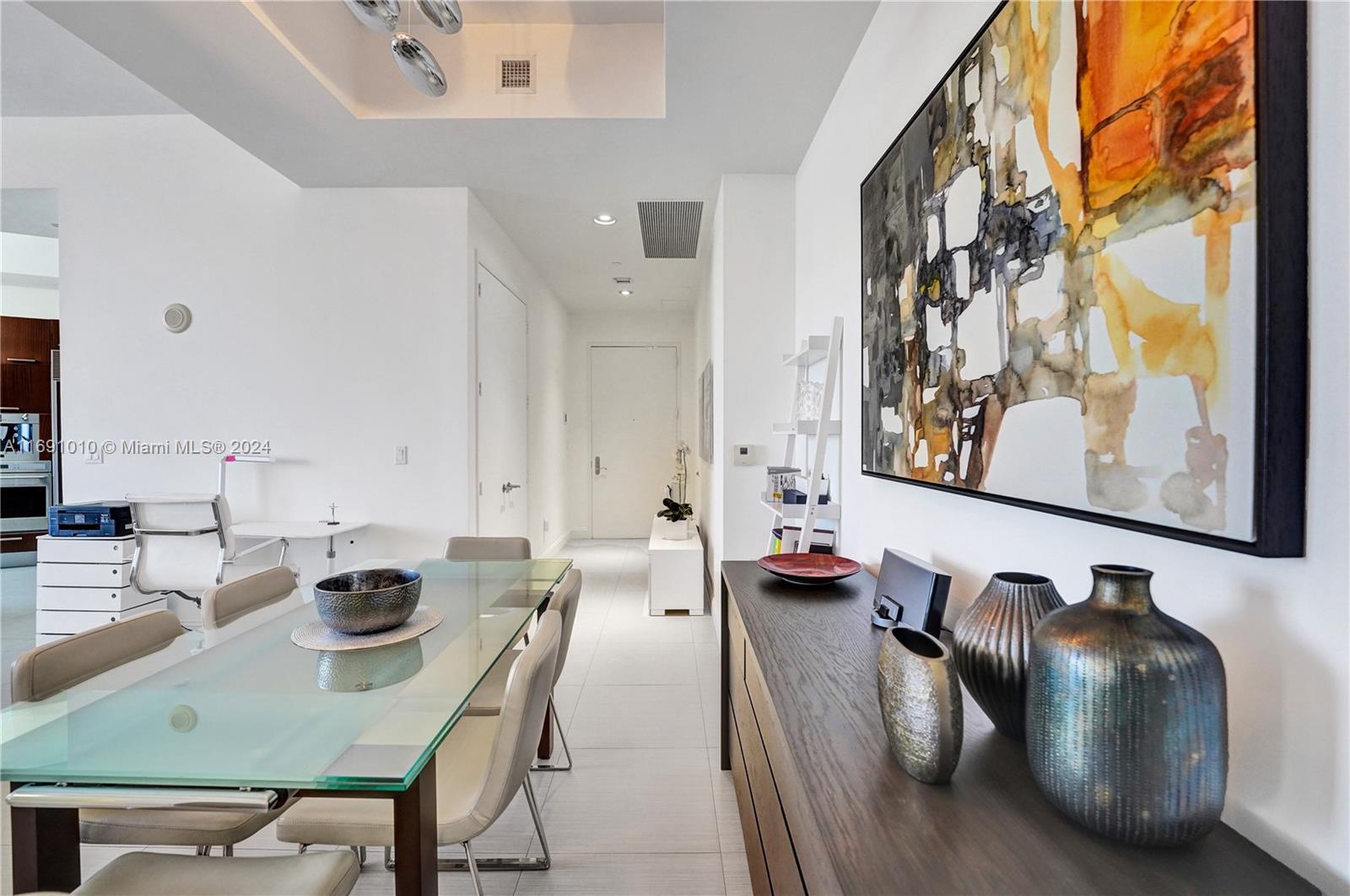 15811 Collins Ave # 3405
