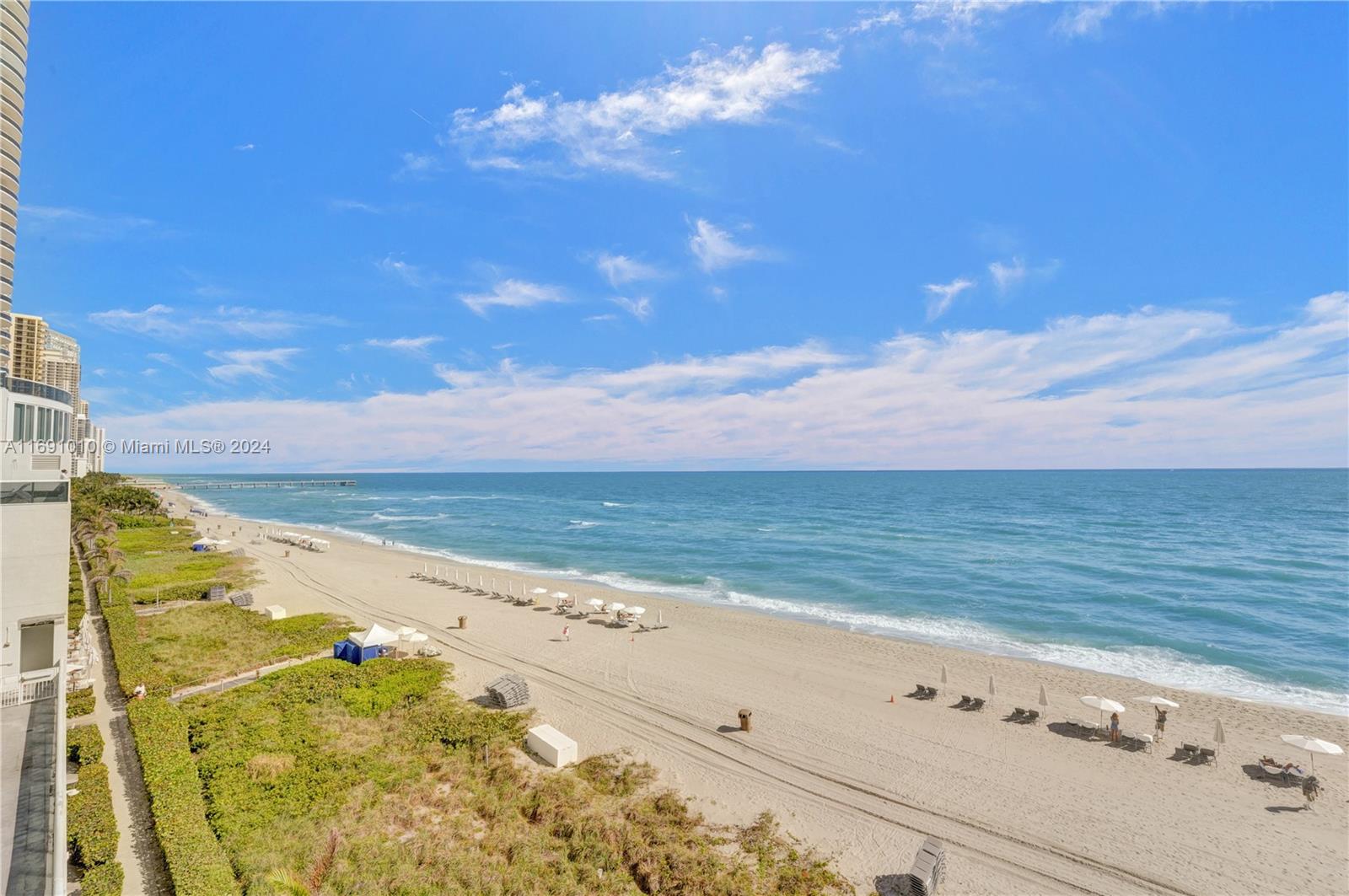 15811 Collins Ave # 3405