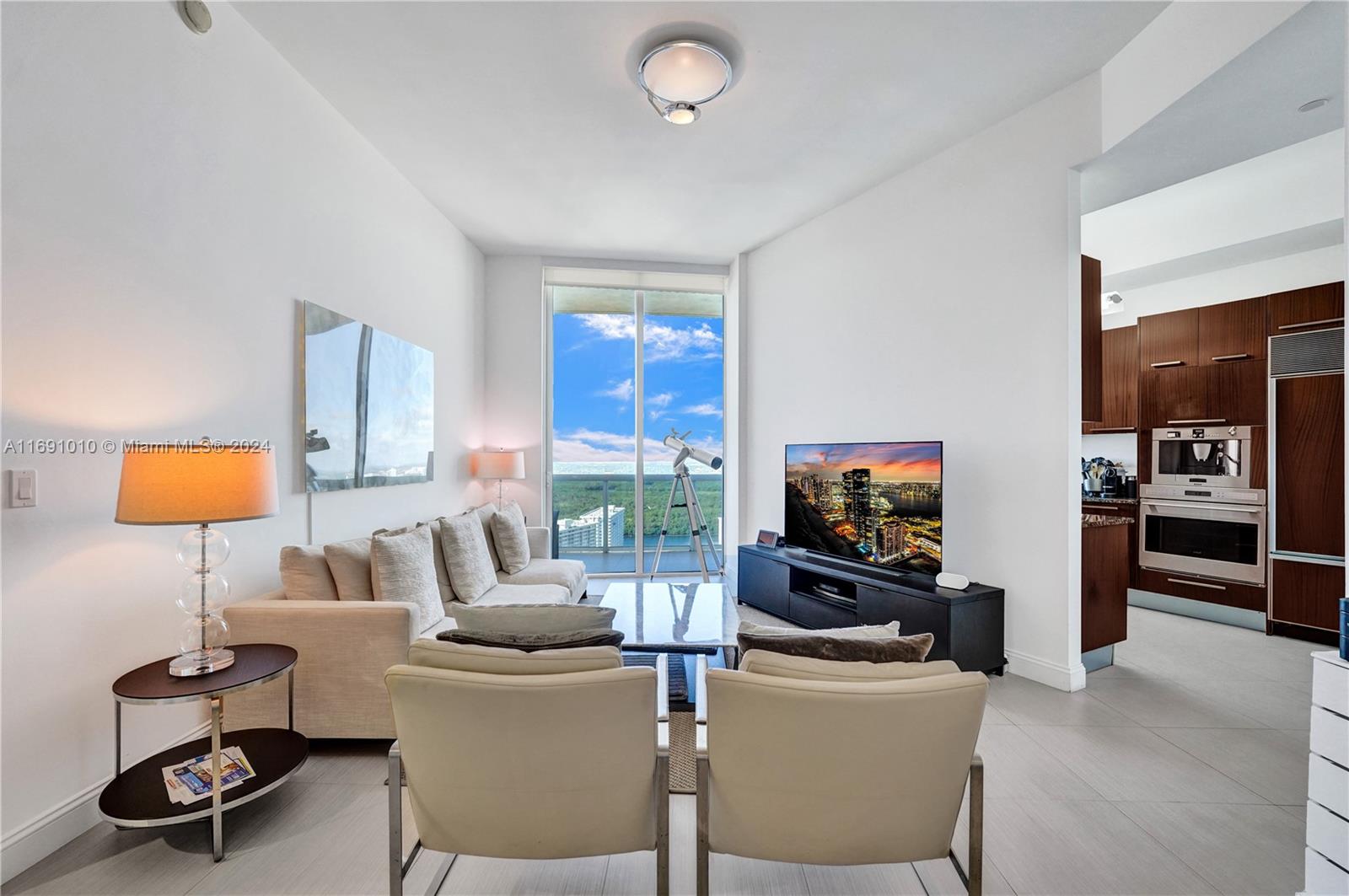 15811 Collins Ave # 3405