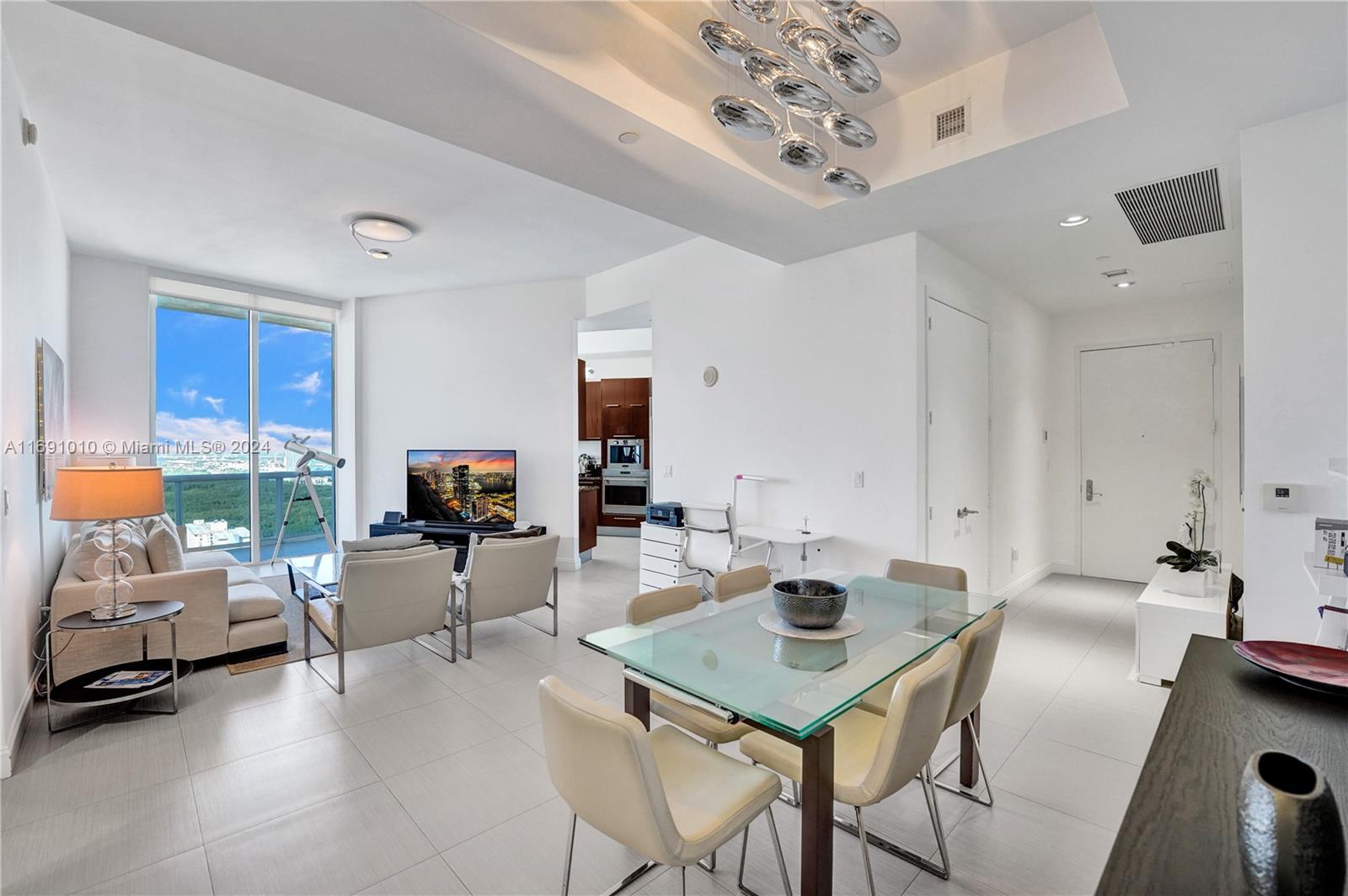 15811 Collins Ave # 3405