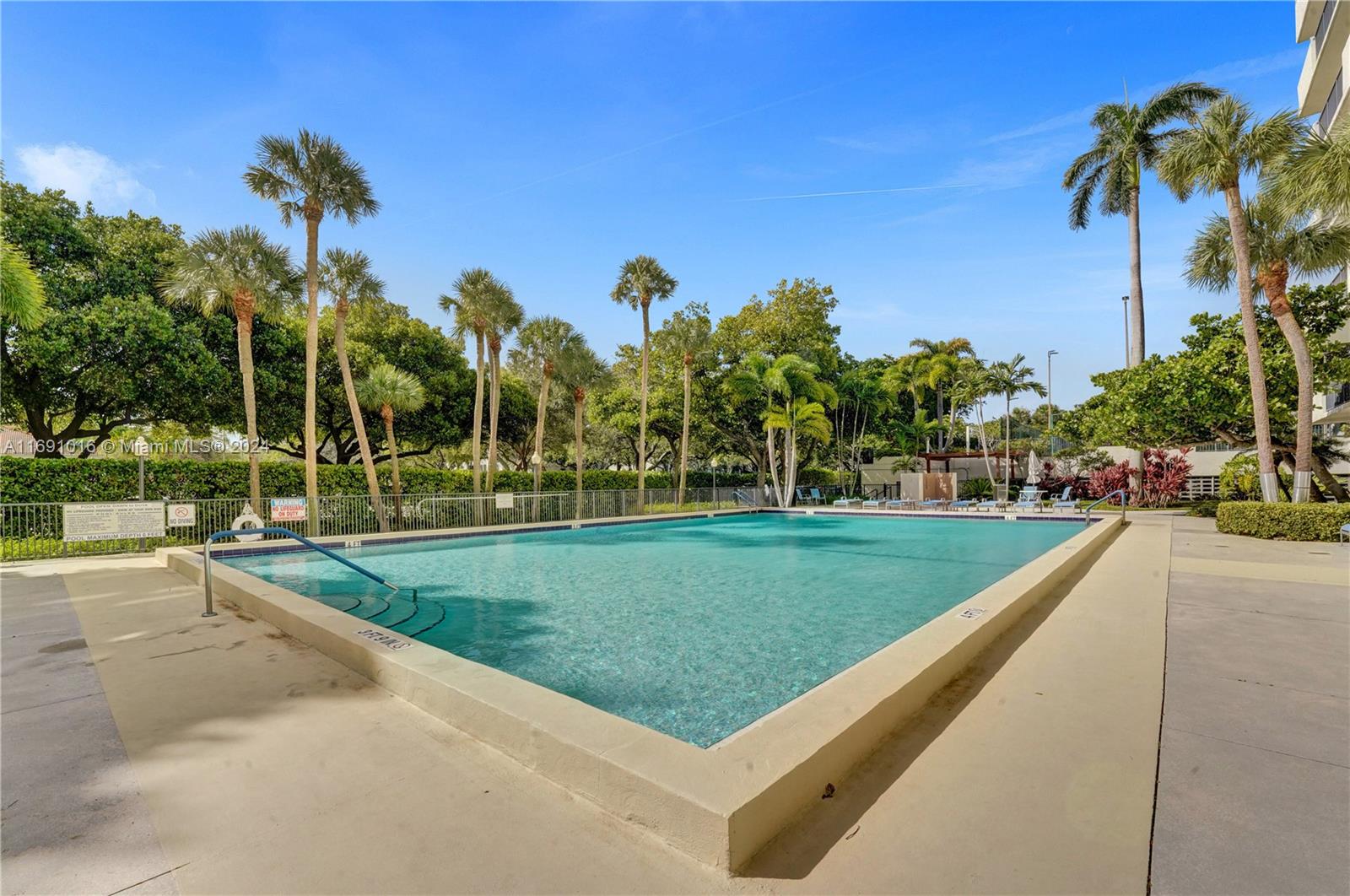 3200 PORT ROYALE DR # 1511