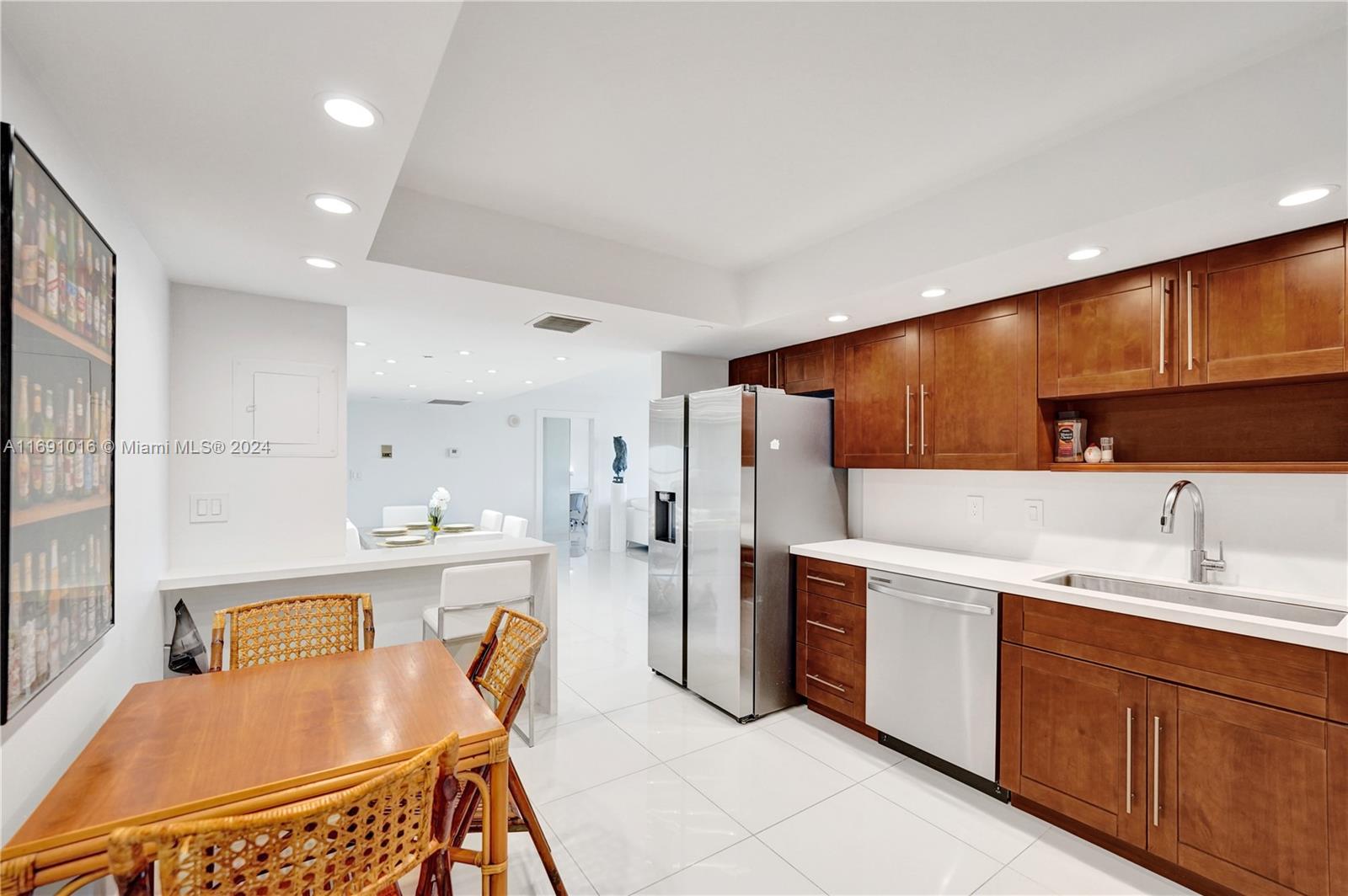 3200 PORT ROYALE DR # 1511