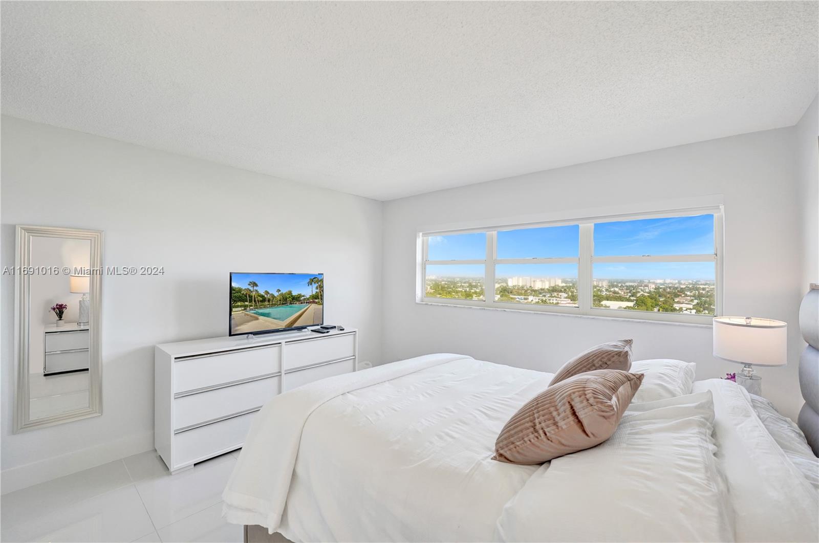3200 PORT ROYALE DR # 1511