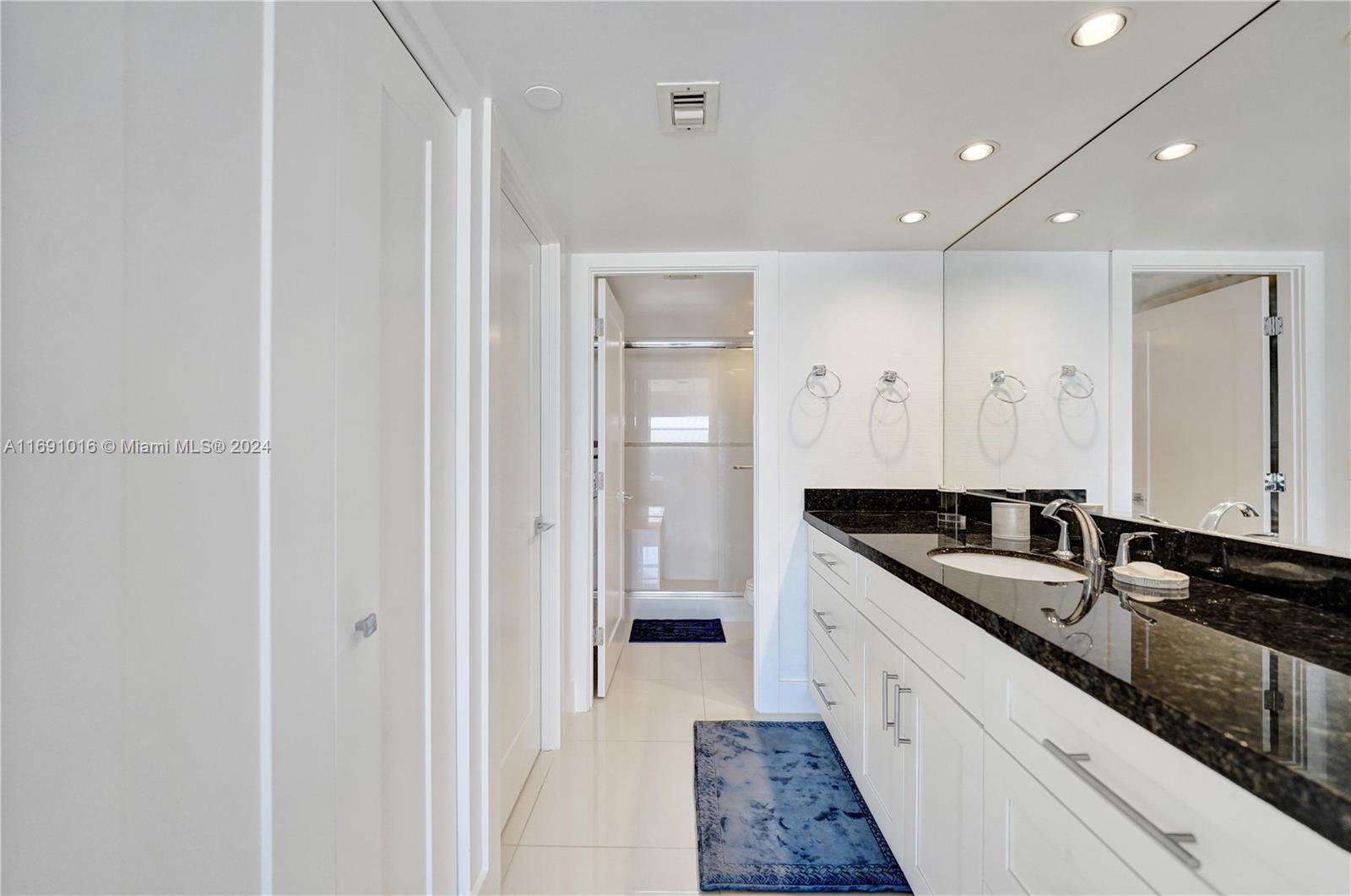 3200 PORT ROYALE DR # 1511