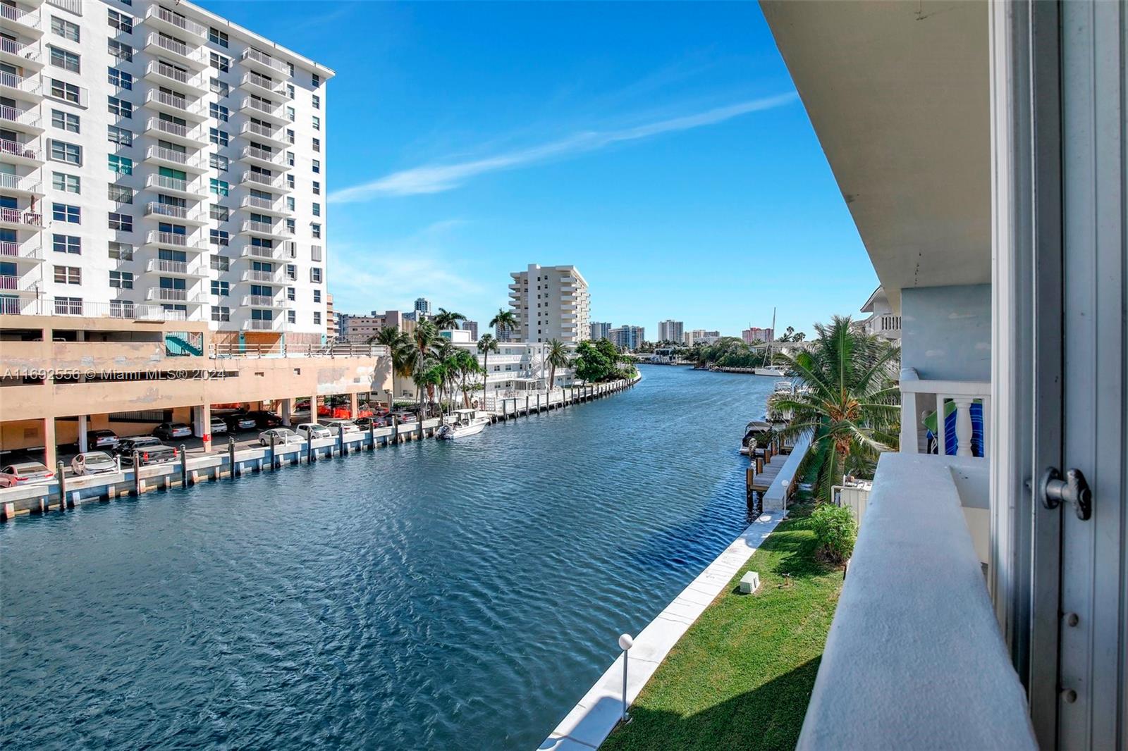 450 Paradise Isle Blvd # 307