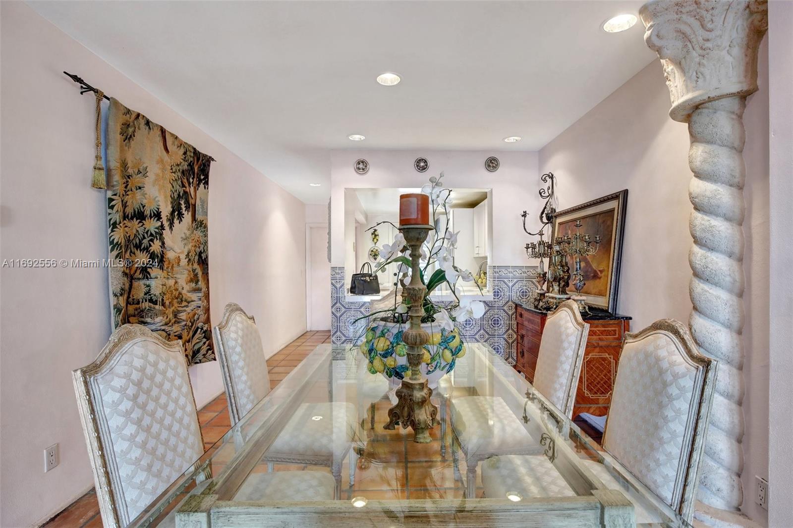 450 Paradise Isle Blvd # 307