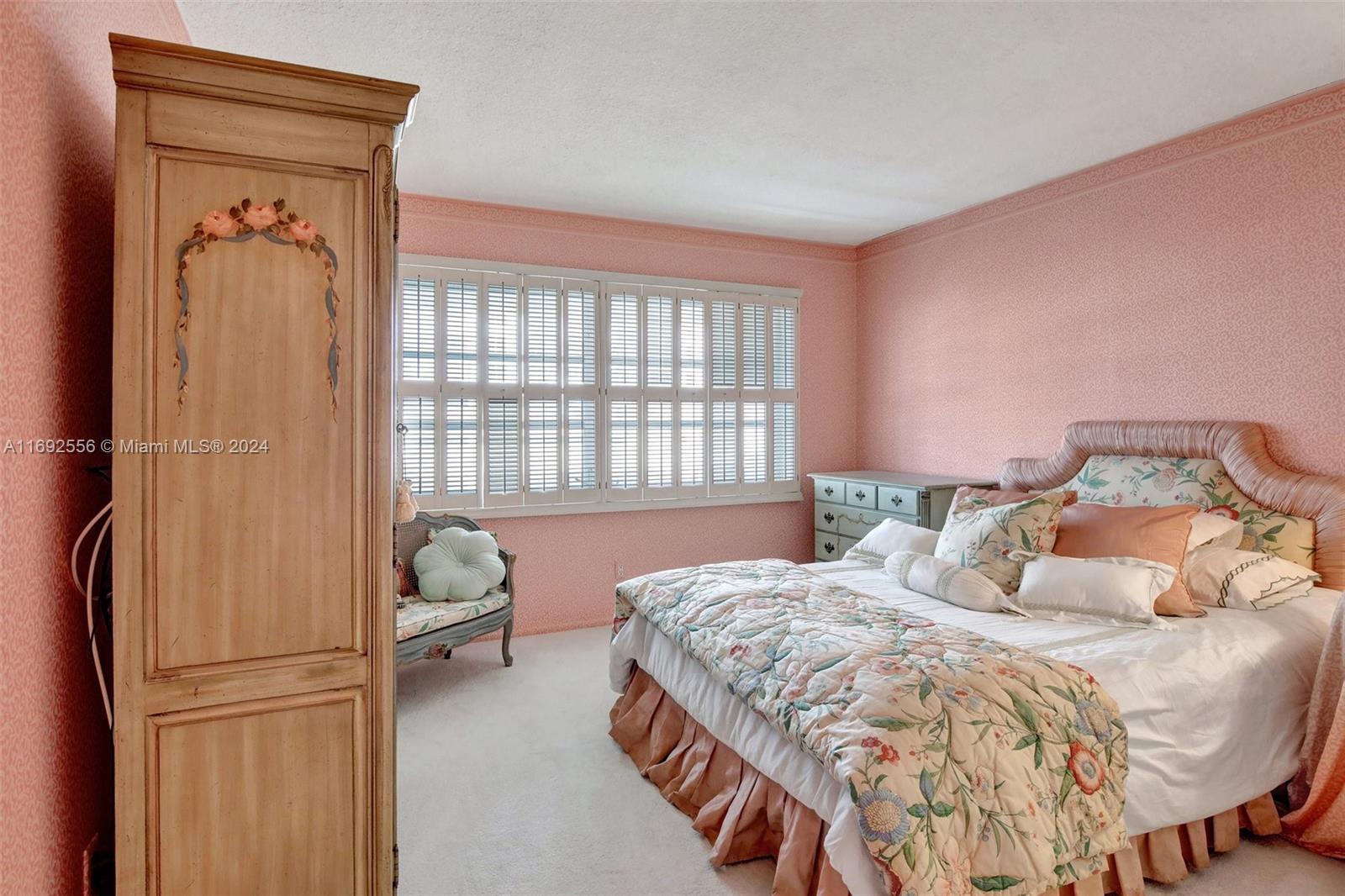 450 Paradise Isle Blvd # 307