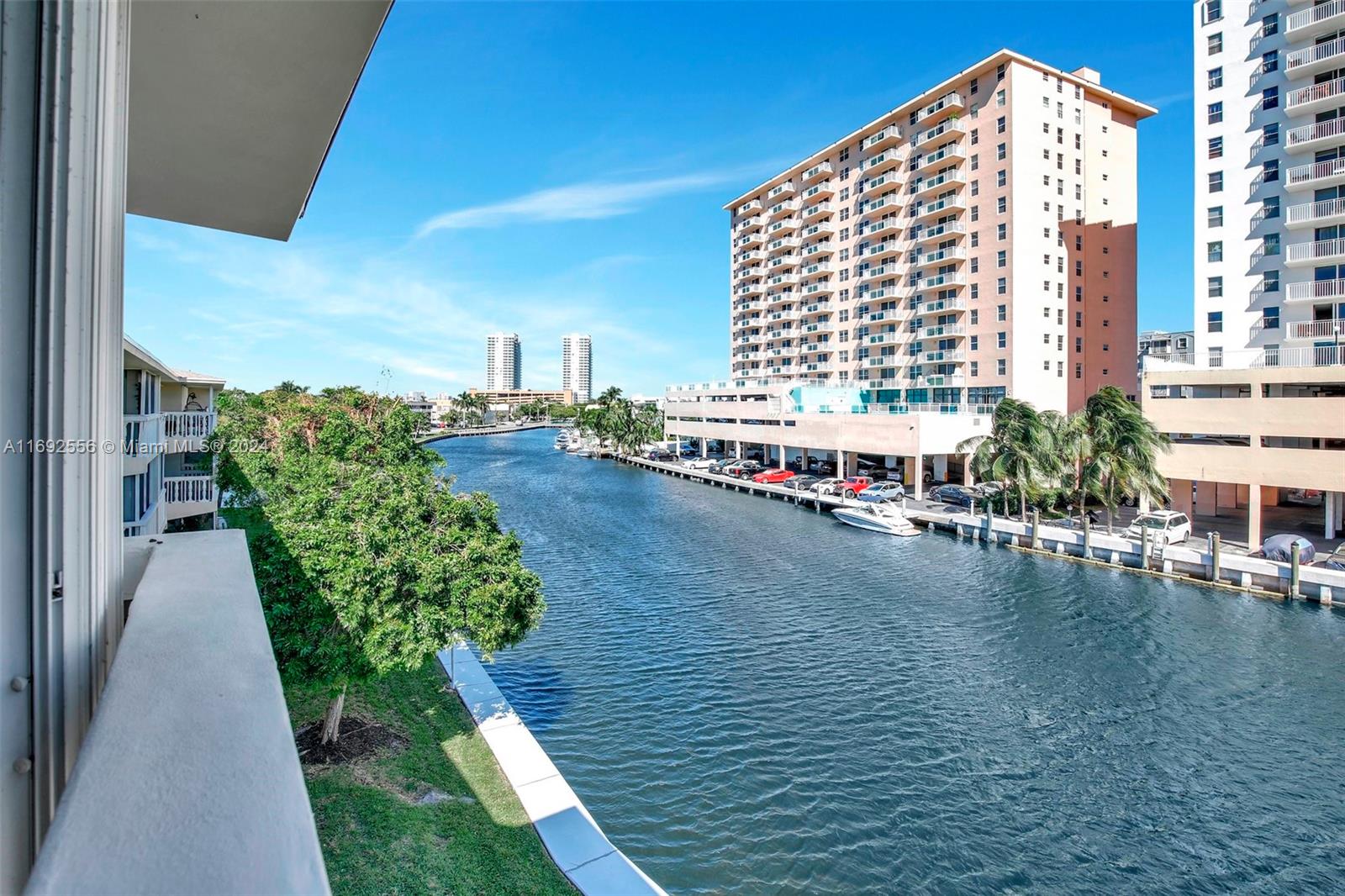 450 Paradise Isle Blvd # 307
