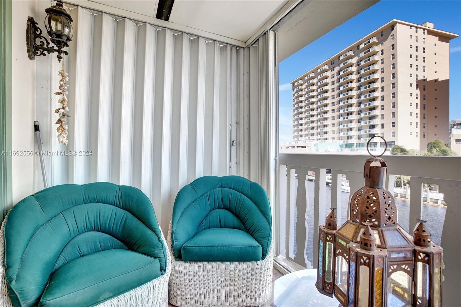 450 Paradise Isle Blvd # 307
