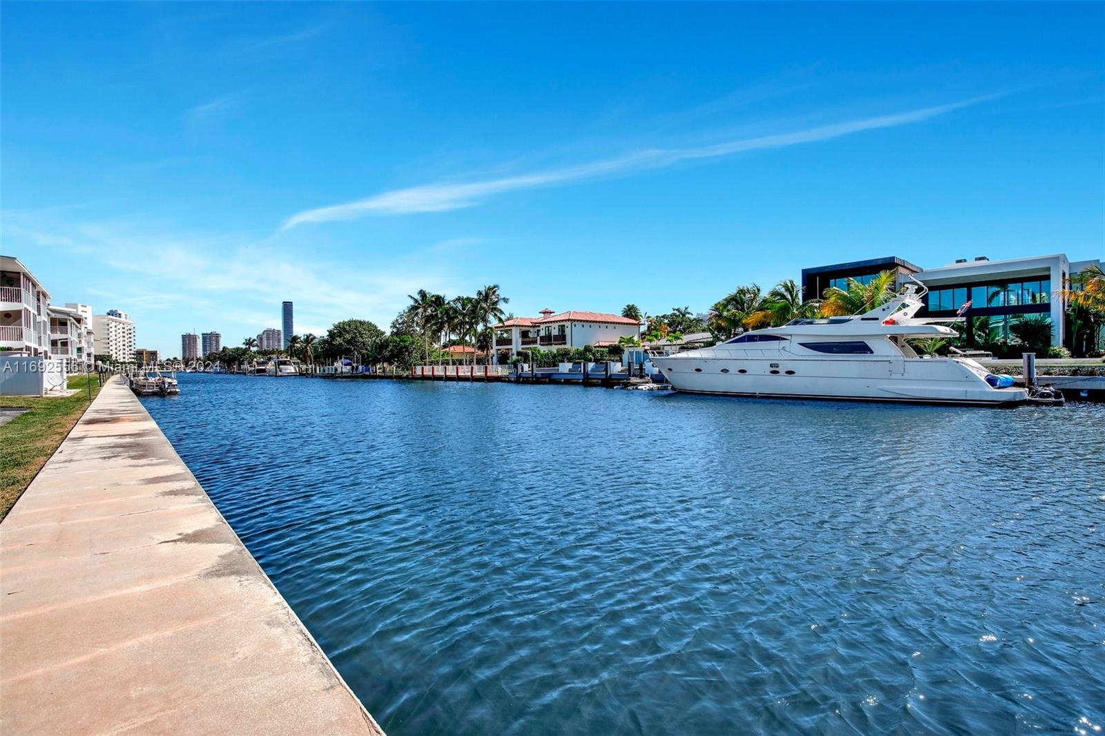 450 Paradise Isle Blvd # 307