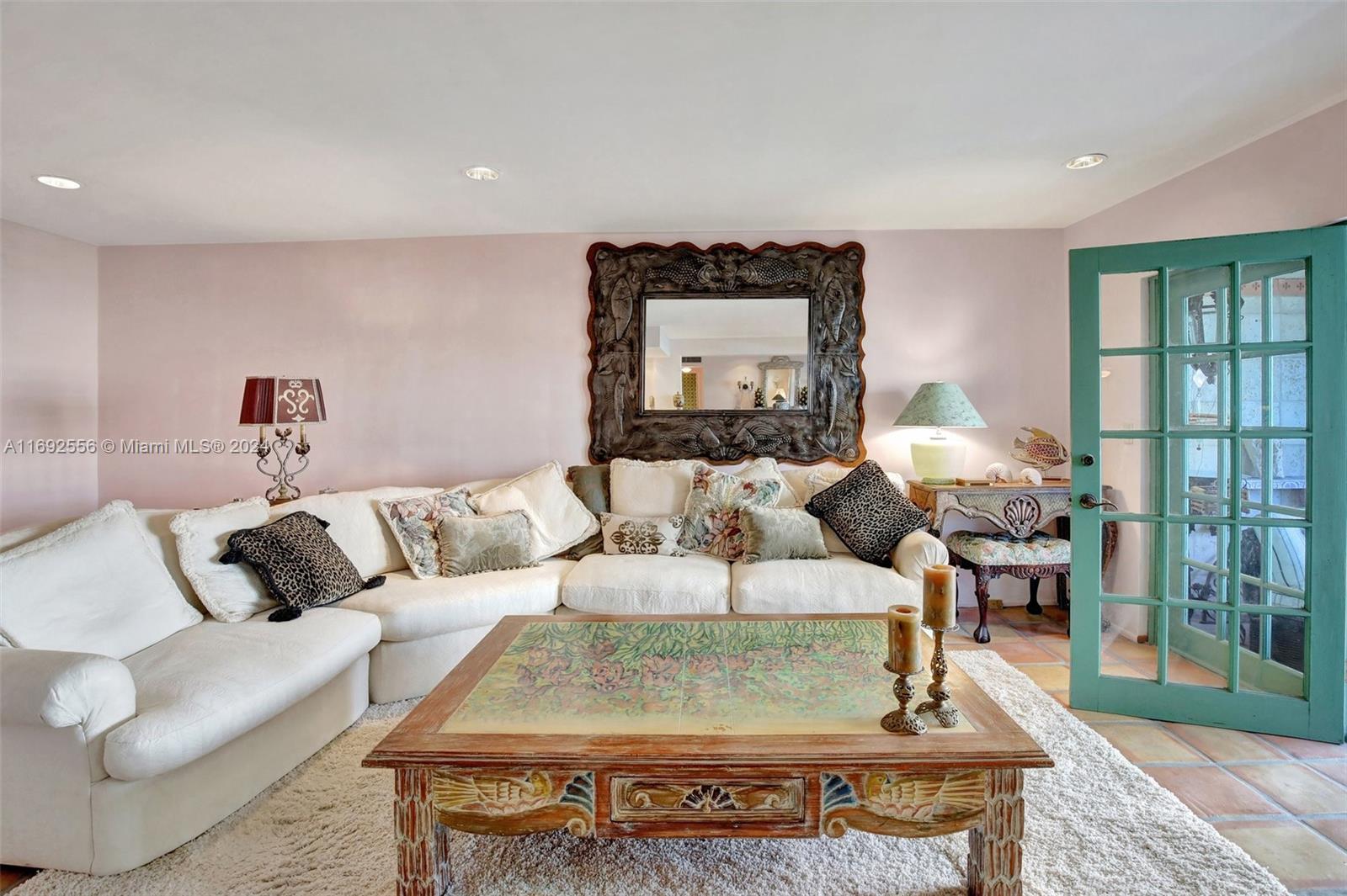 450 Paradise Isle Blvd # 307