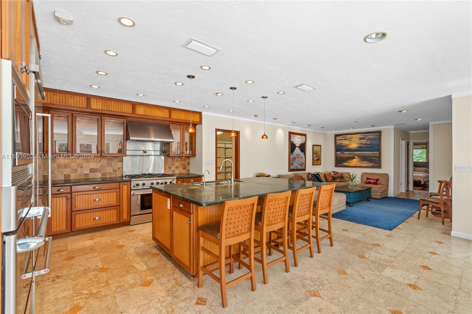 6630 SW 102nd St Unit: .