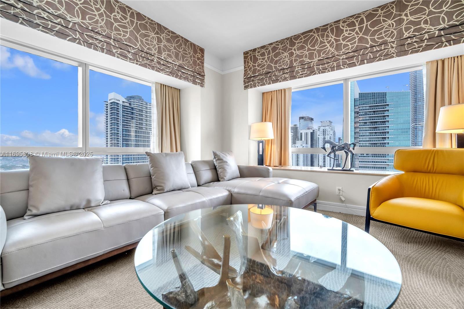 1435 Brickell Ave # 3012