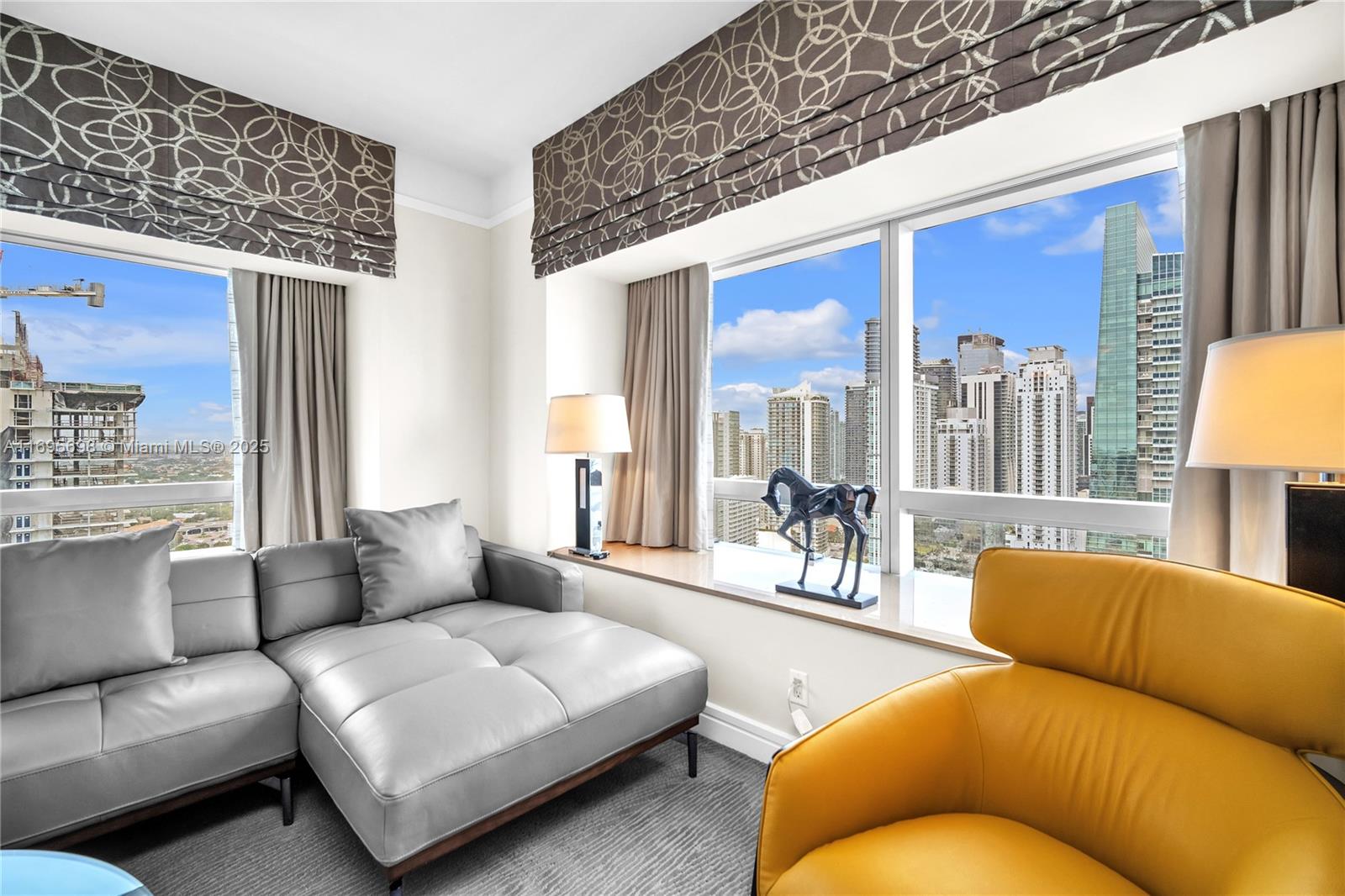 1435 Brickell Ave # 3012