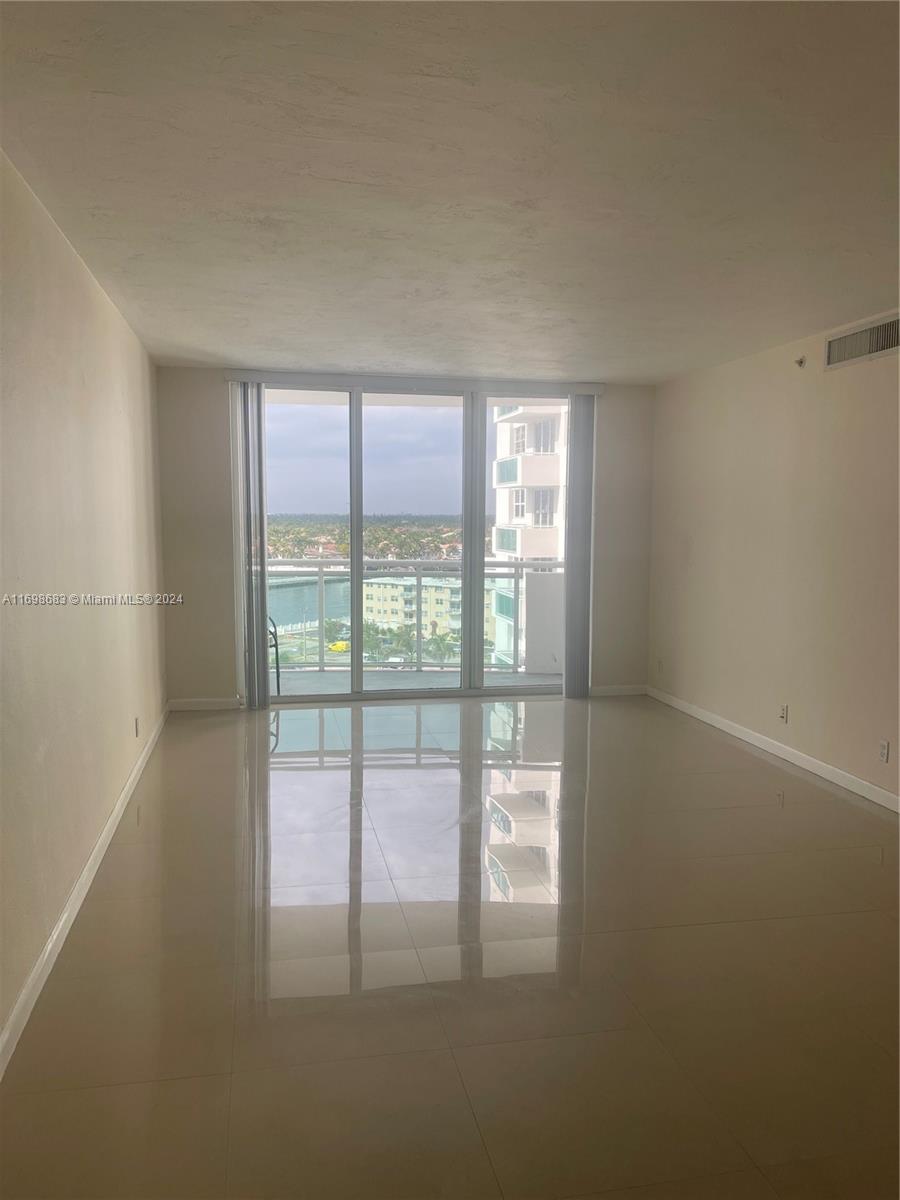 3001 S Ocean Dr # 933