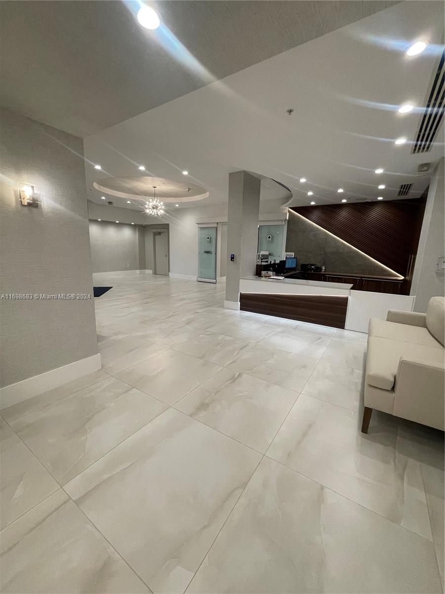 3001 S Ocean Dr # 933