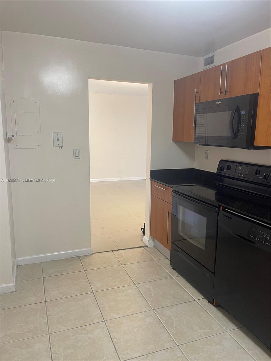3001 S Ocean Dr # 933