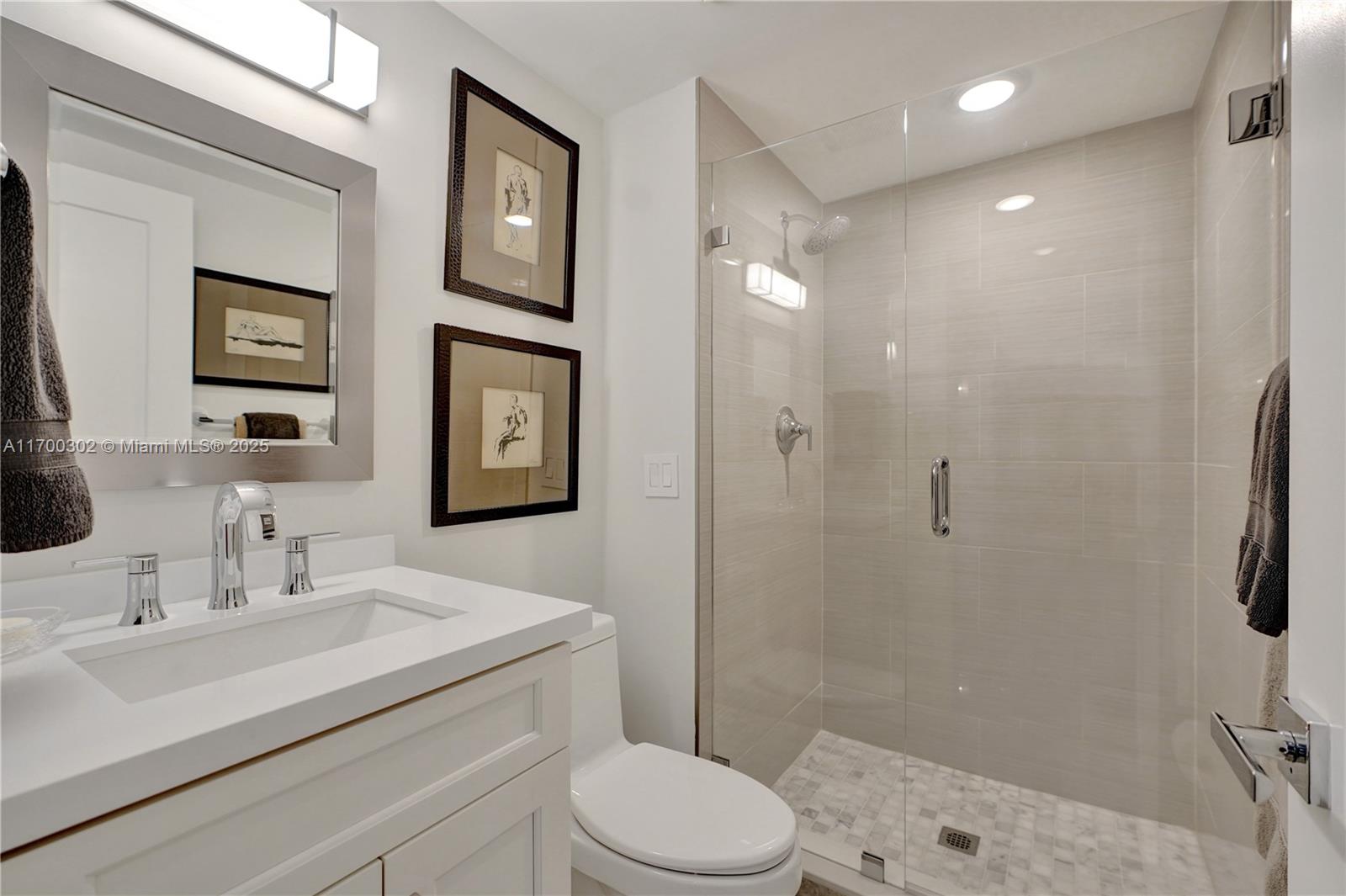 3610 Yacht Club Dr # 210