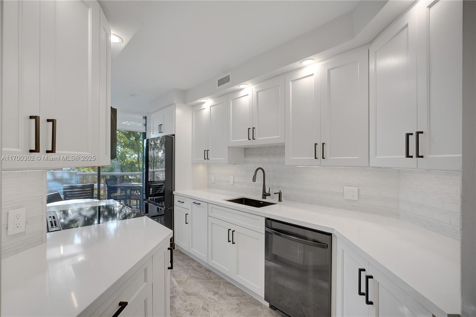 3610 Yacht Club Dr # 210