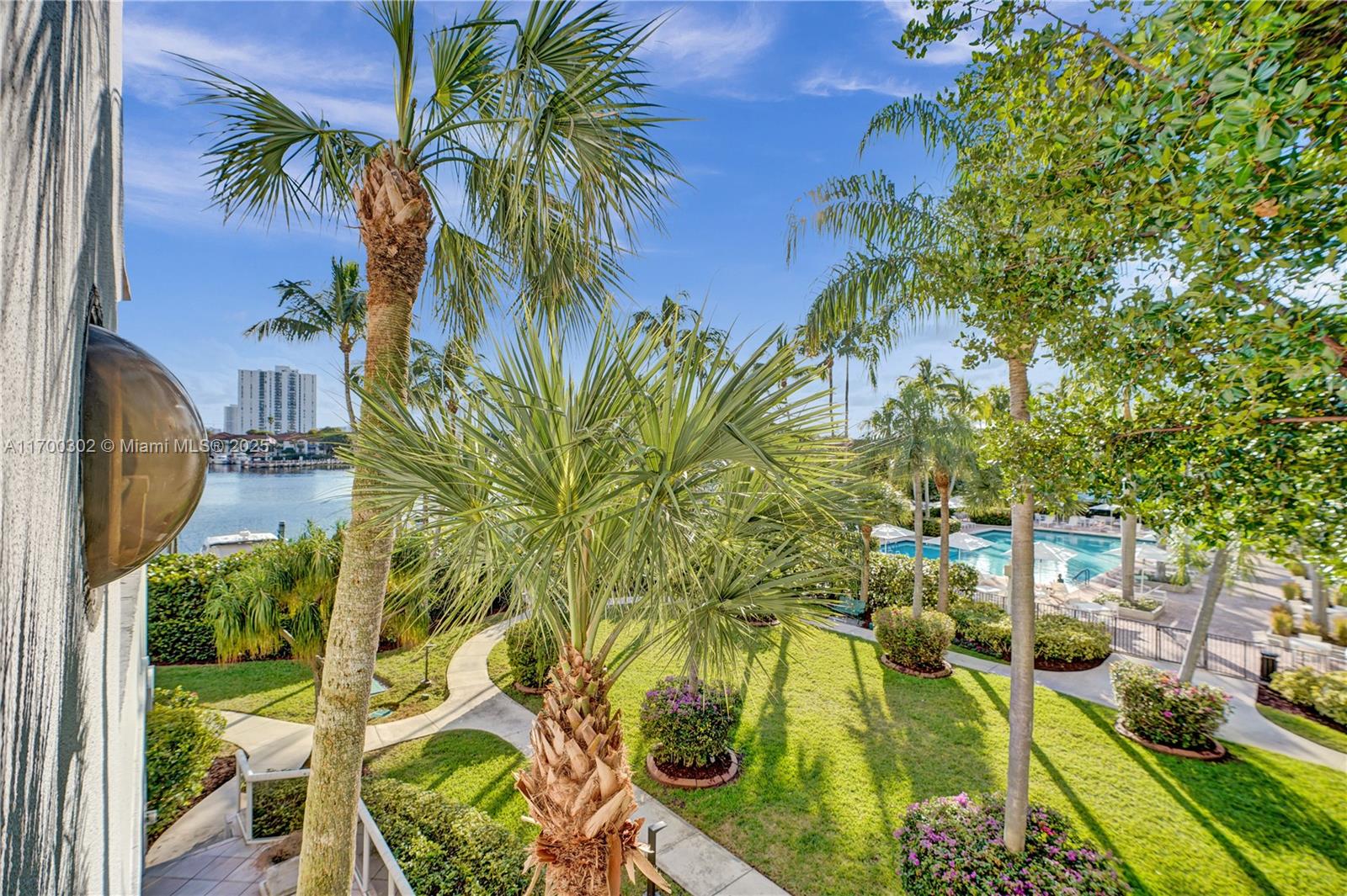 3610 Yacht Club Dr # 210