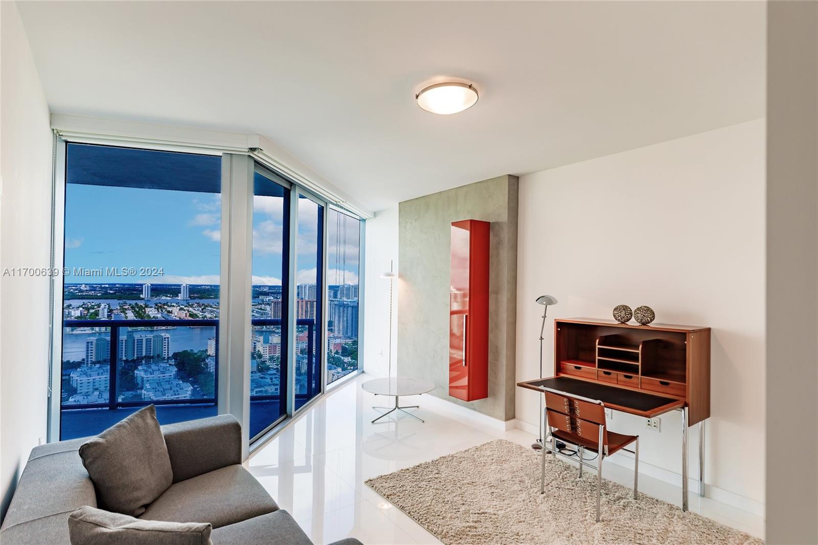 17001 Collins Ave # 3504