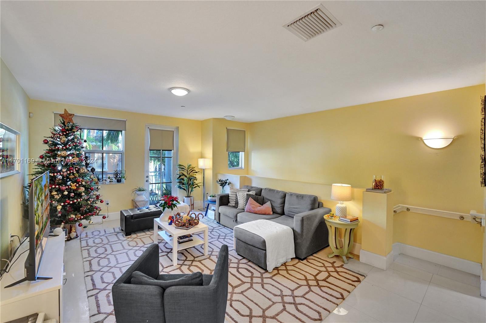 367 SW 13th Ter # 367