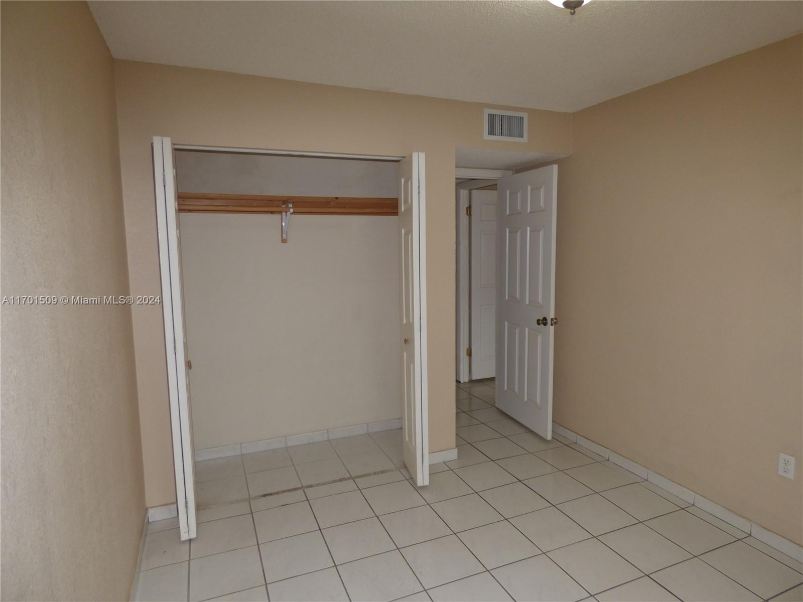 5625 W 20th Ave # 309