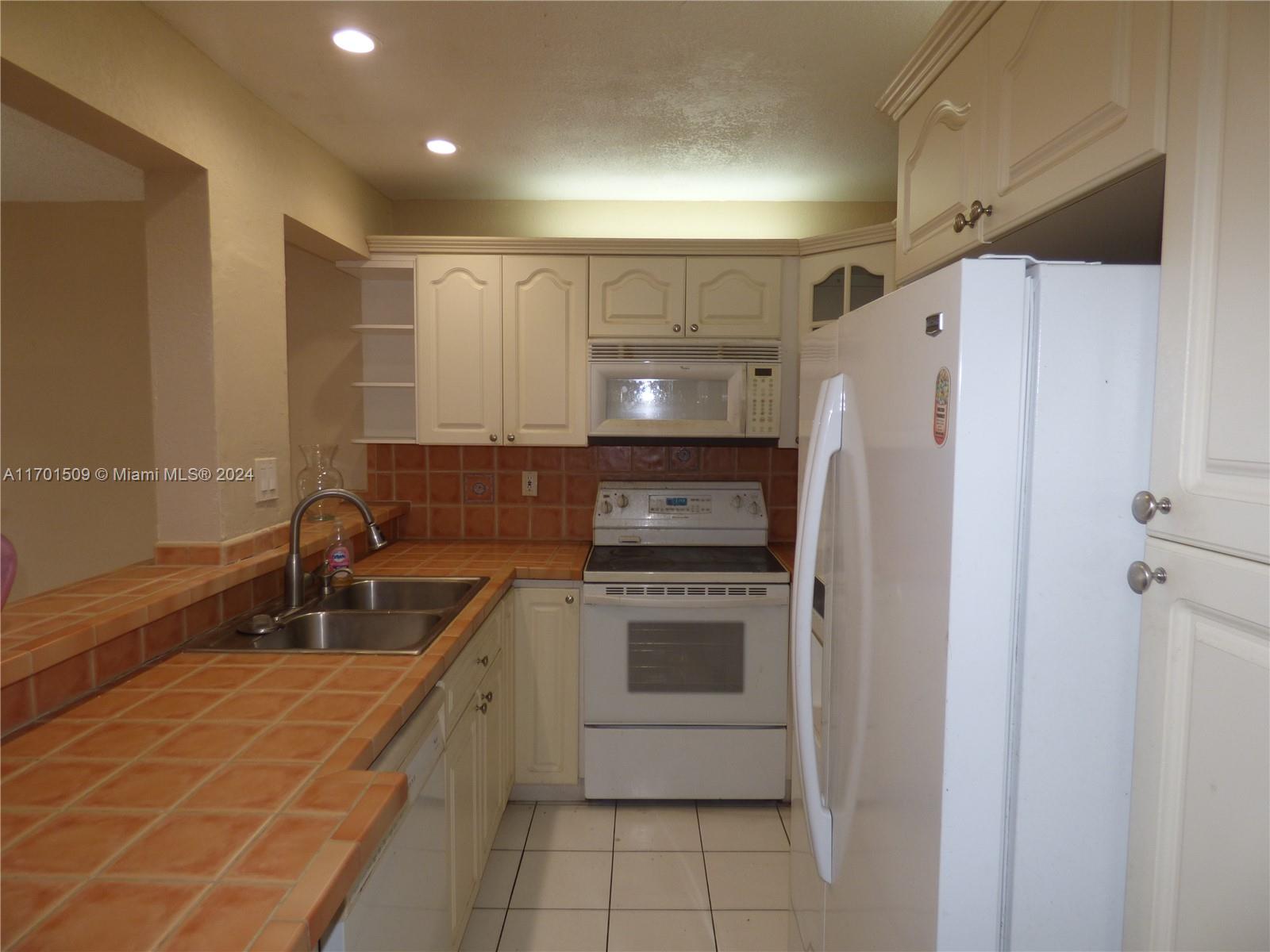 5625 W 20th Ave # 309