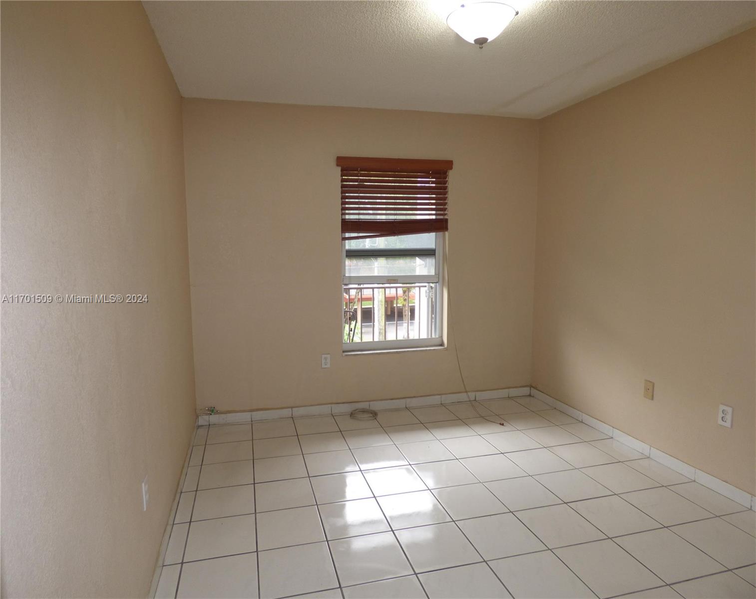 5625 W 20th Ave # 309