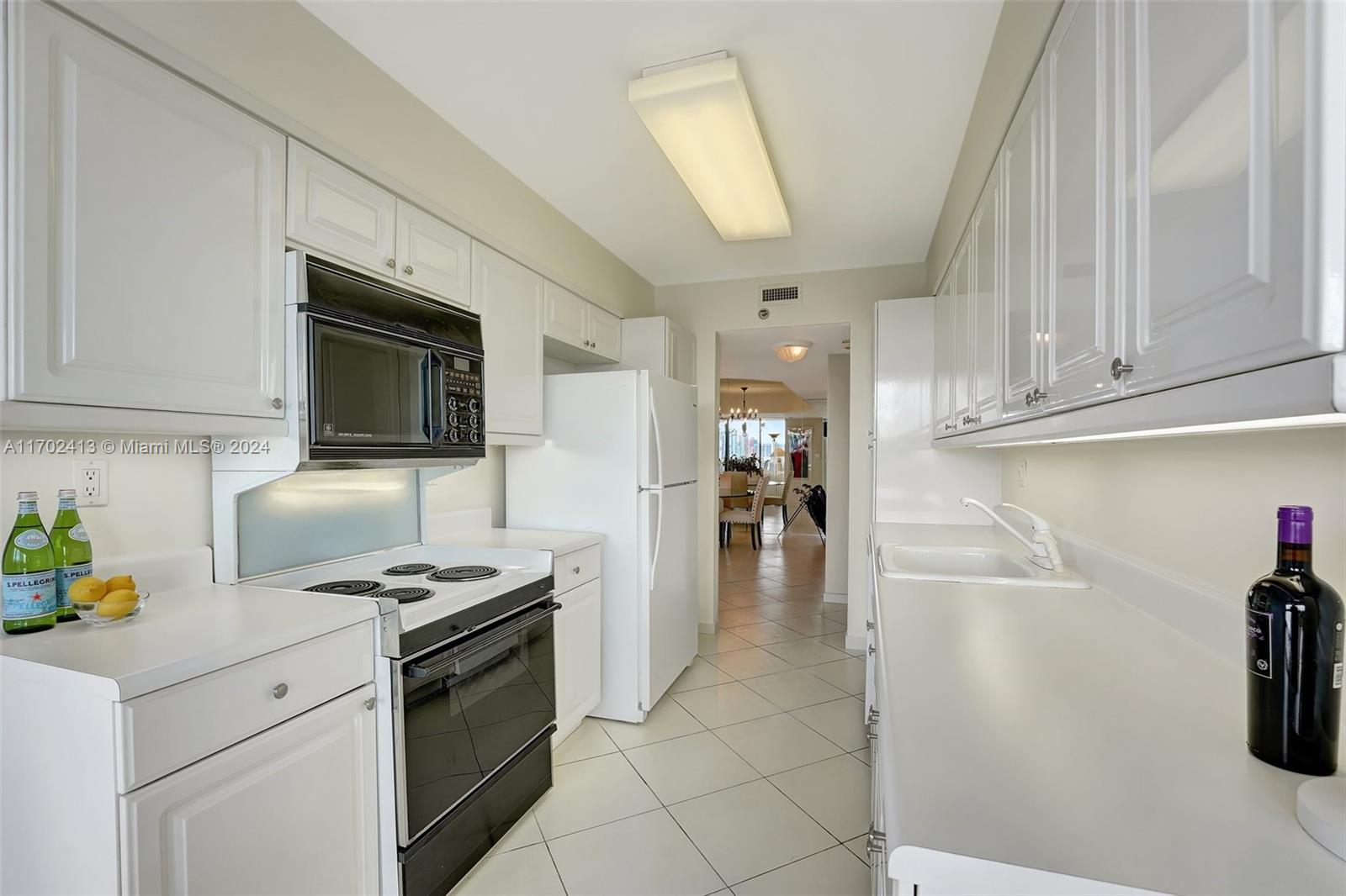 3598 Yacht Club Dr # 1103