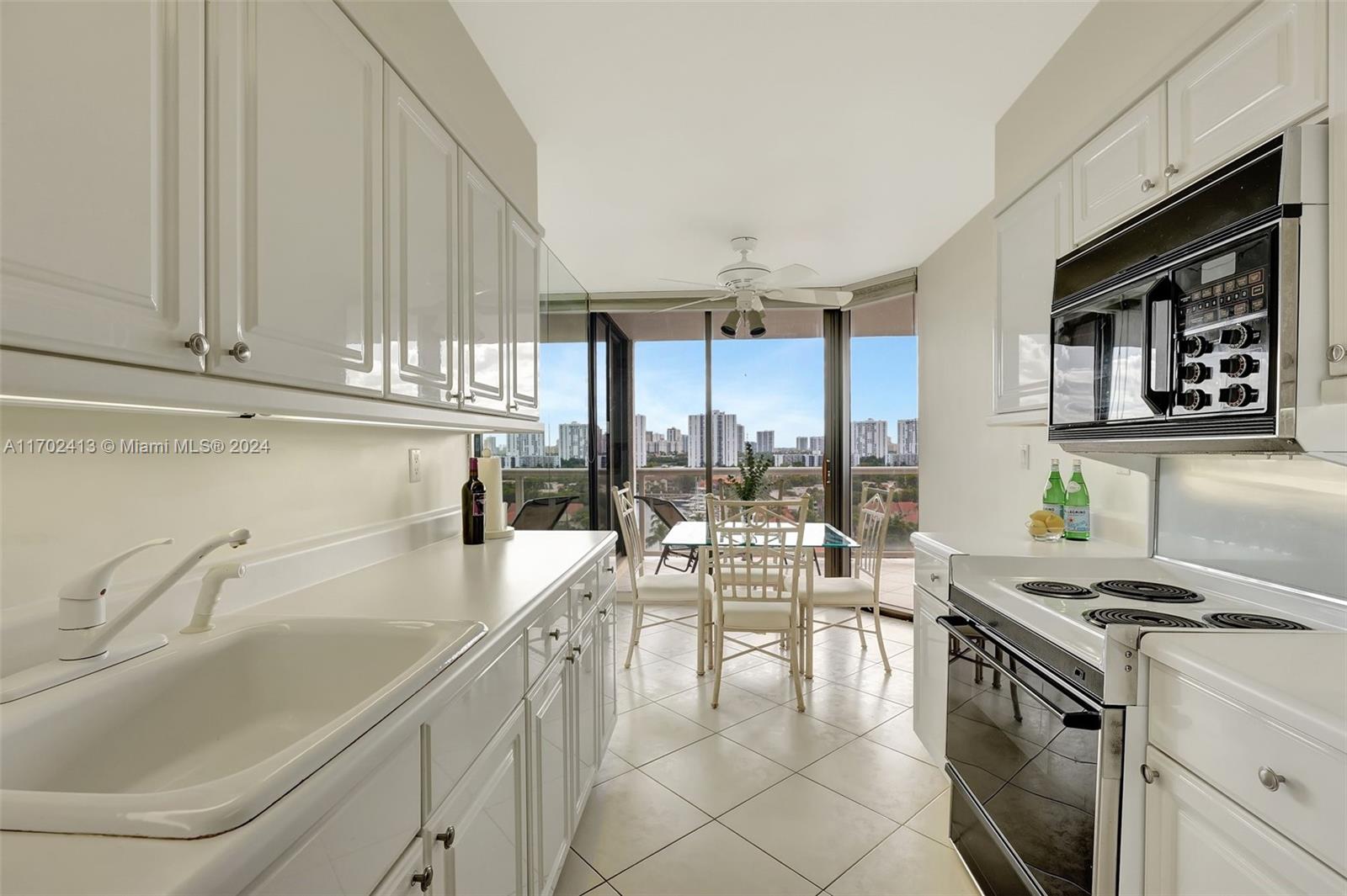 3598 Yacht Club Dr # 1103