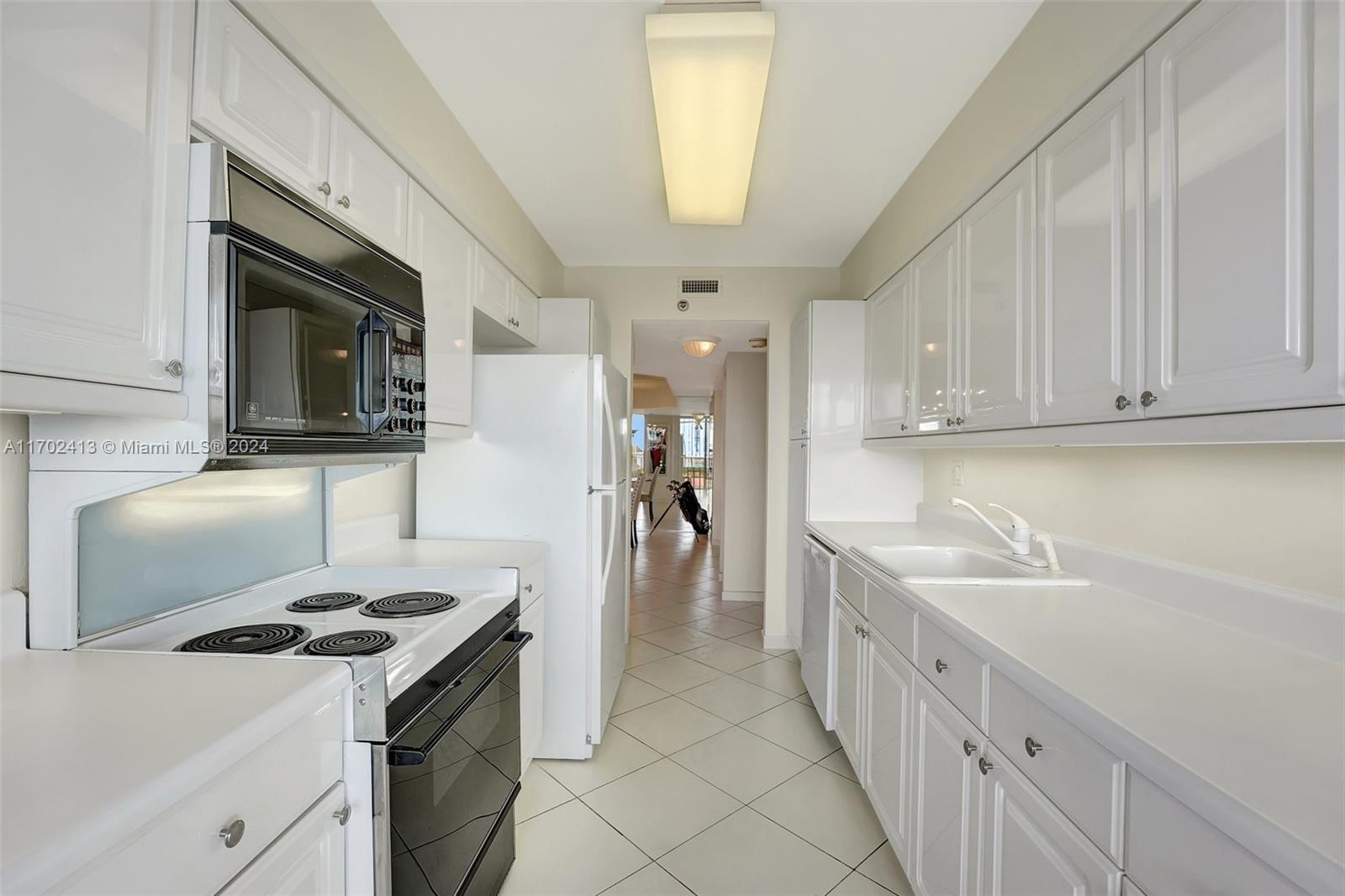 3598 Yacht Club Dr # 1103