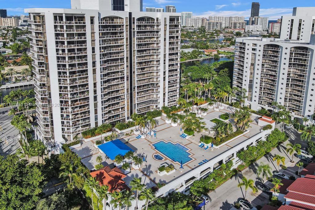 3598 Yacht Club Dr # 1103