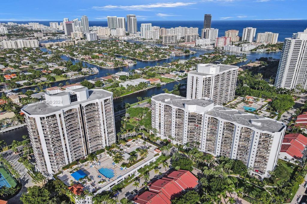 3598 Yacht Club Dr # 1103