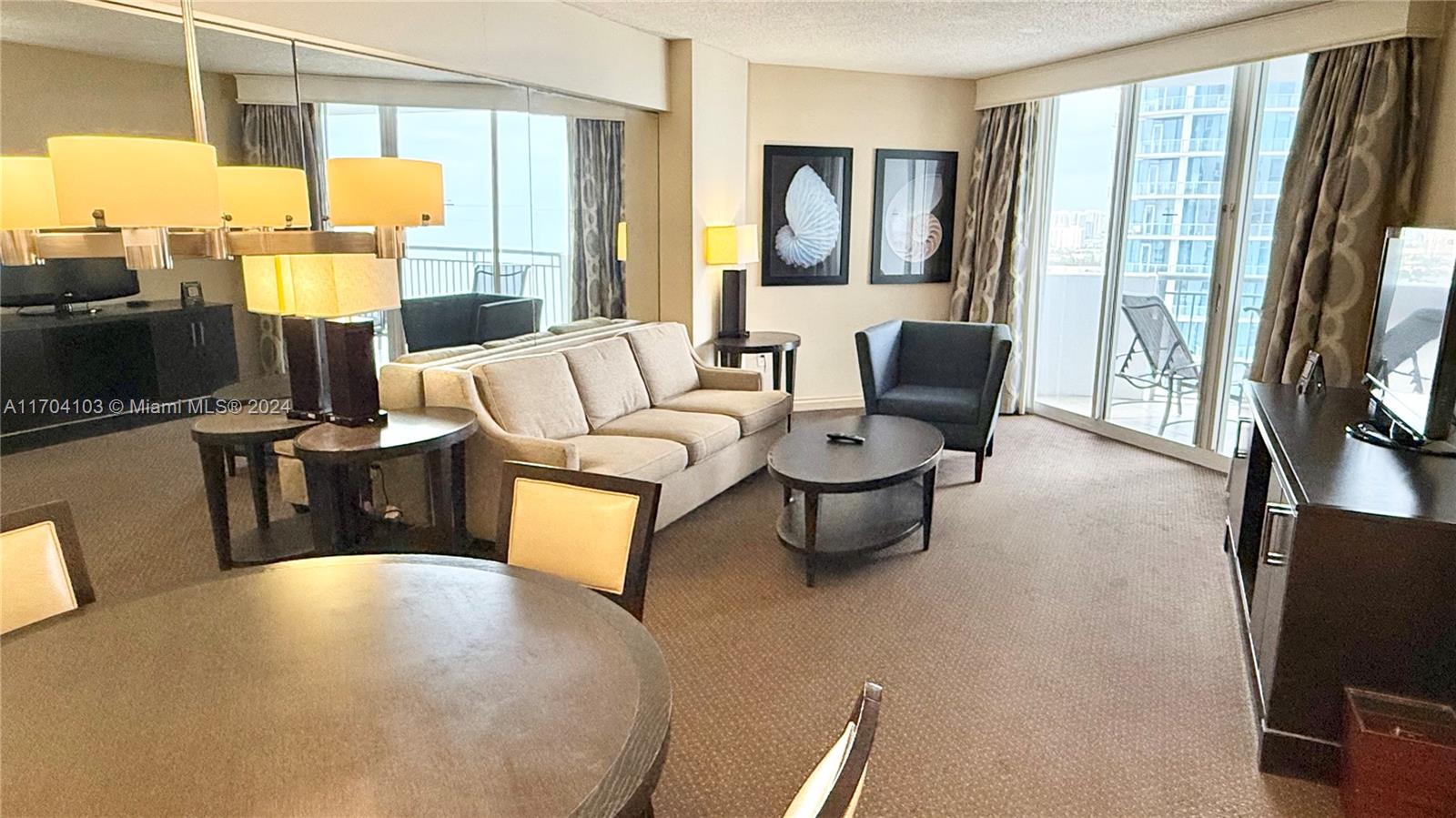 17375 Collins Ave # 2406