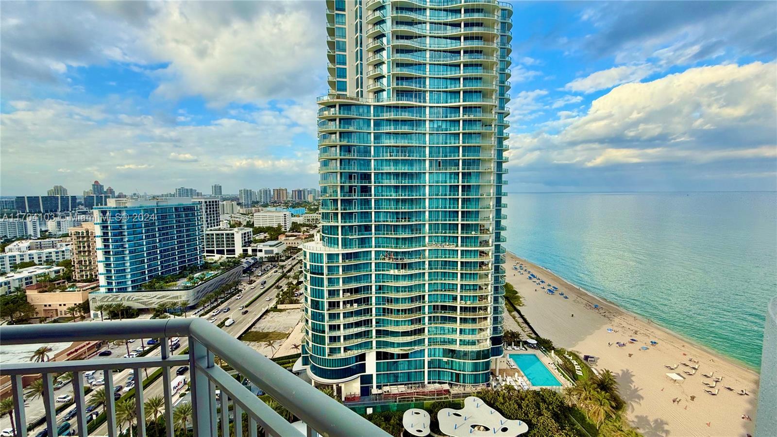 17375 Collins Ave # 2406