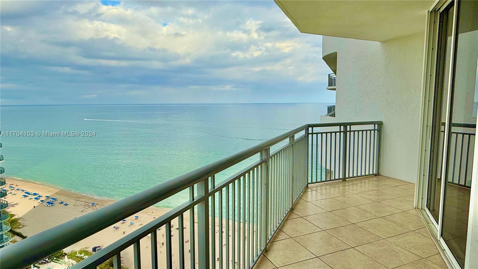 17375 Collins Ave # 2406