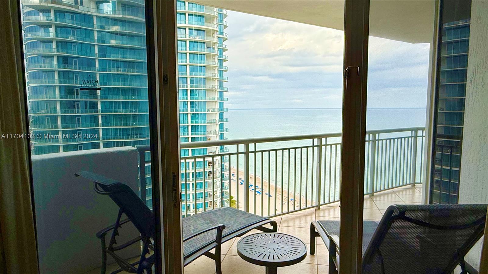 17375 Collins Ave # 2406