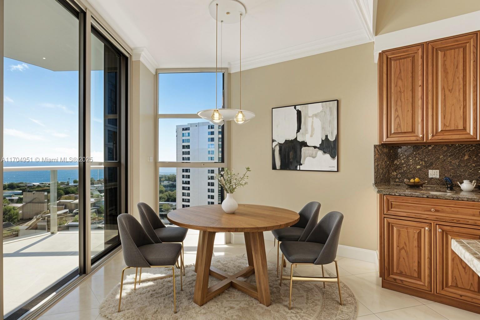 20281 E Country Club Dr # 2104