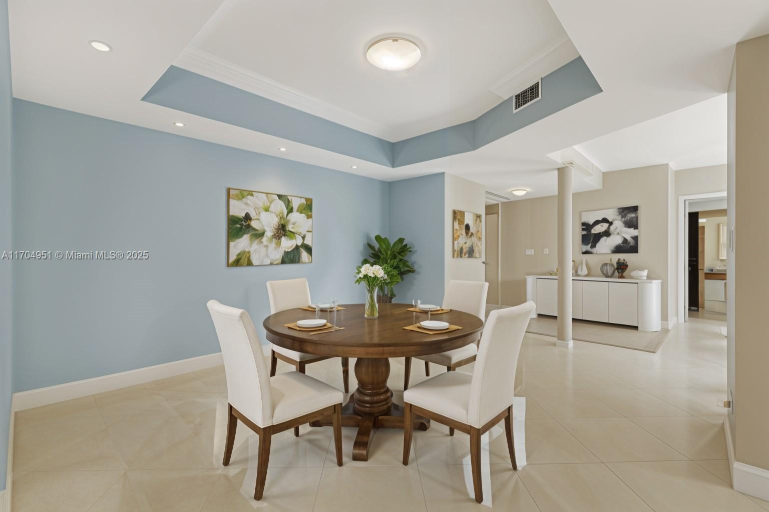 20281 E Country Club Dr # 2104