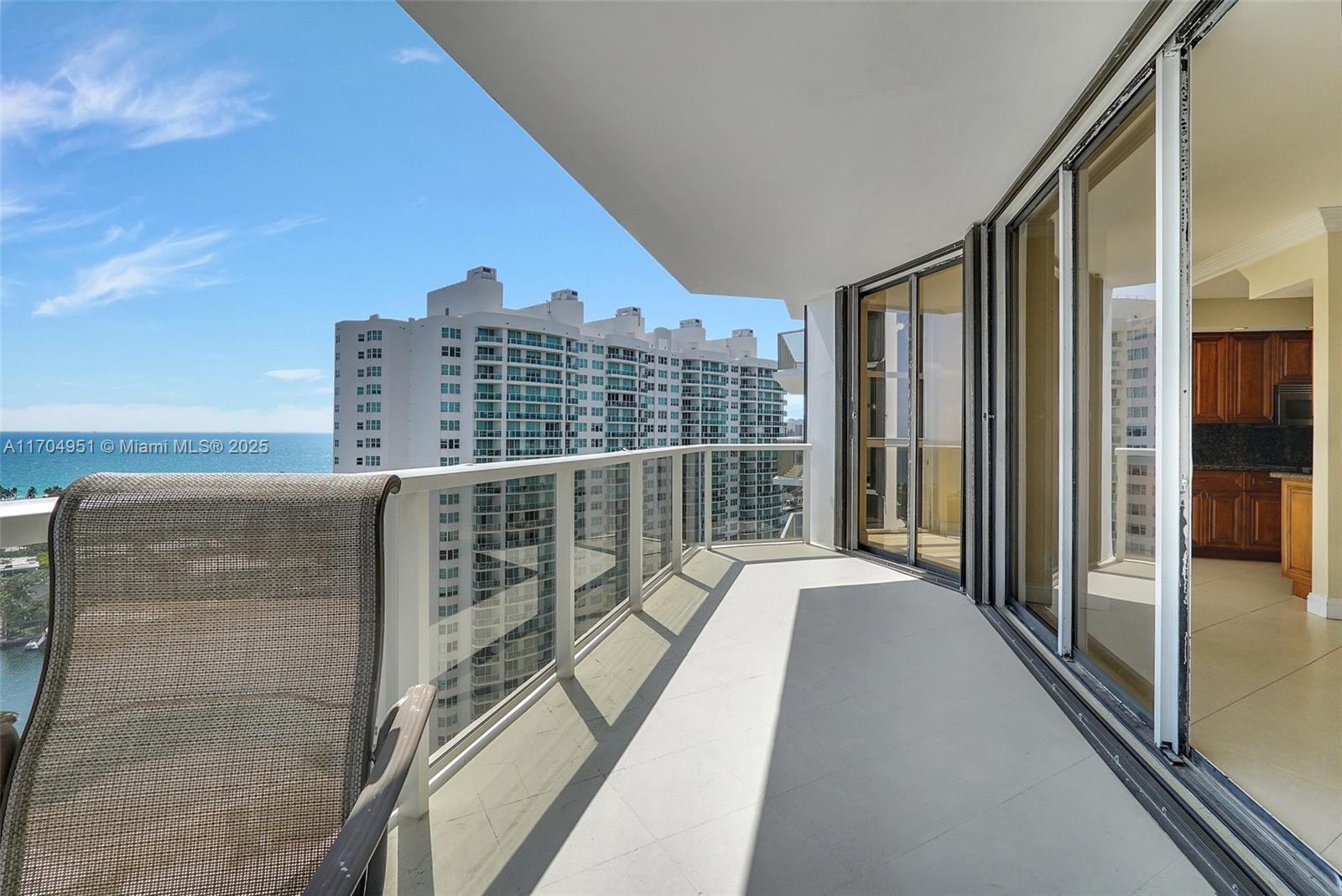 20281 E Country Club Dr # 2104