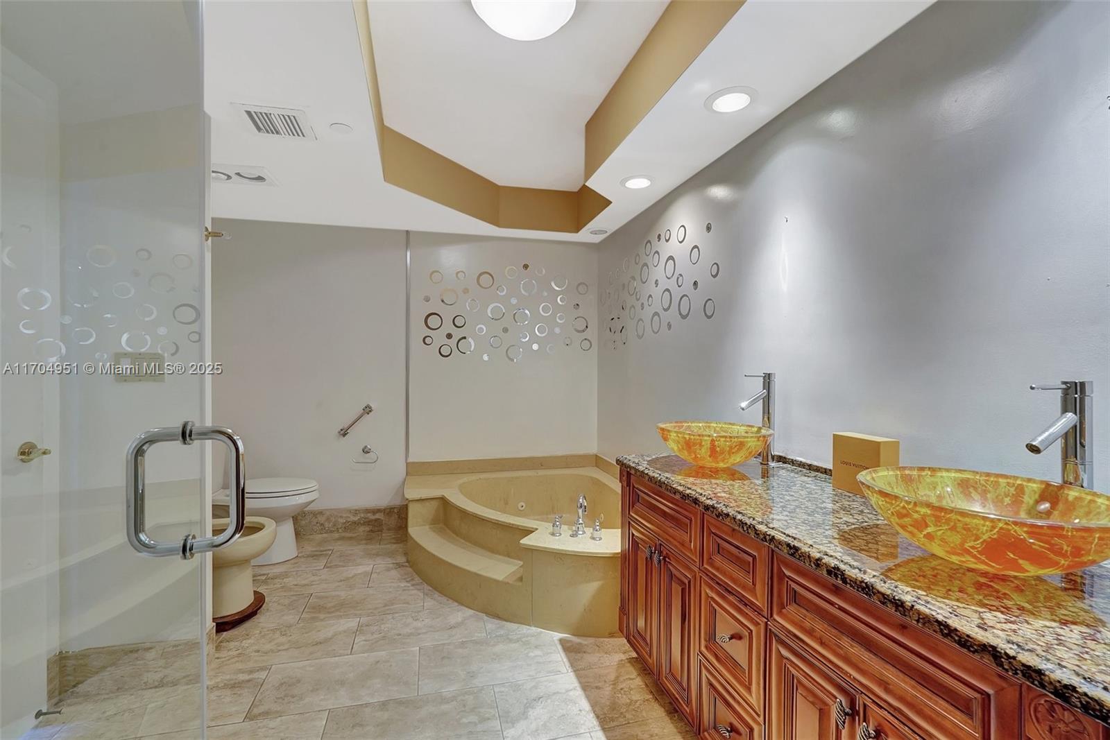 20281 E Country Club Dr # 2104