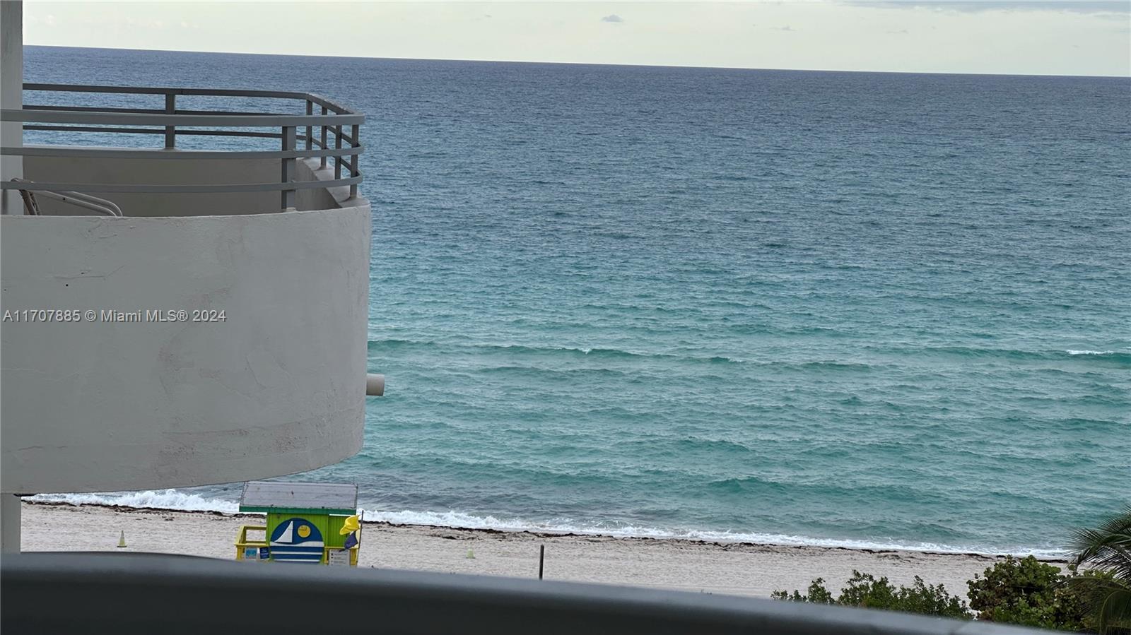 5555 Collins Ave # 8P