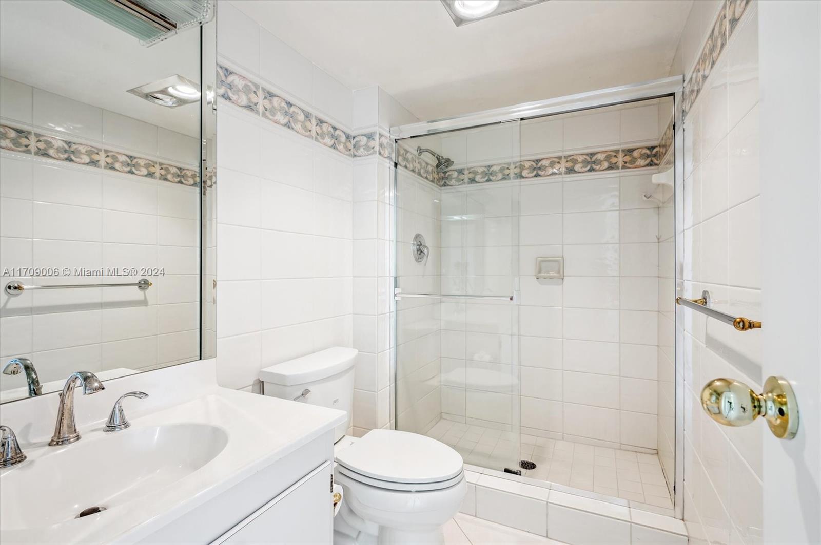 20335 W Country Club Dr # 1606